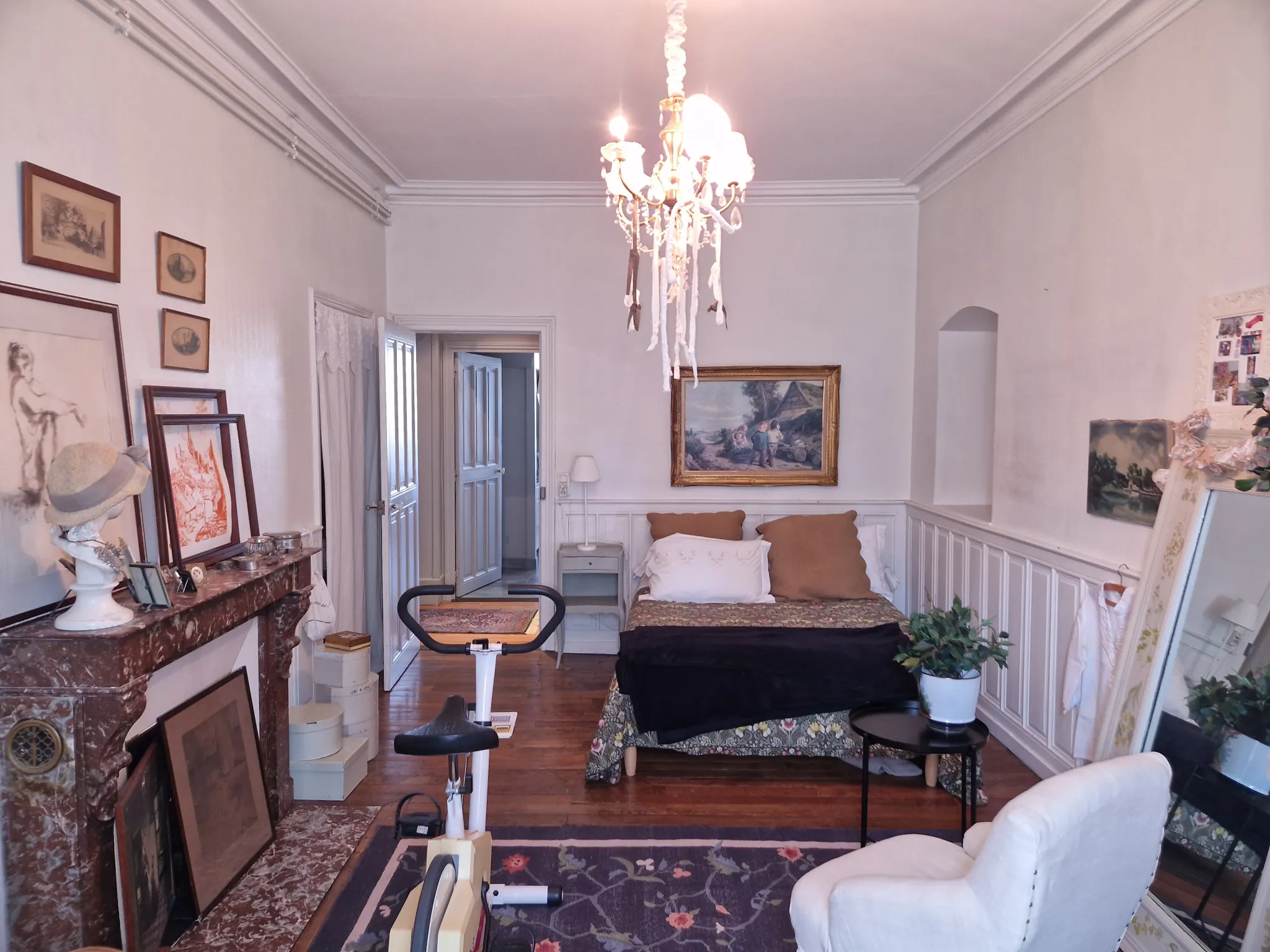 Appartement de charme de 122 m² avec terrasse et garage à Autun 