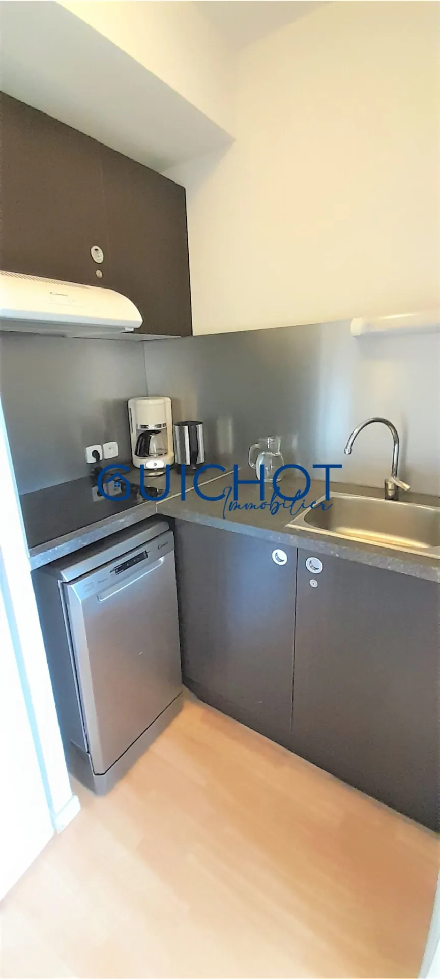 Appartement T2 avec piscine à La Londe – Investissement locatif rentable 