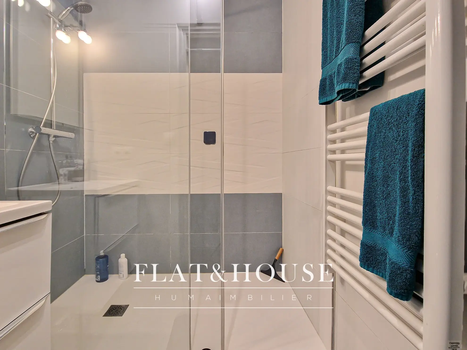 Appartement T3 lumineux à Reze, rénové, avec balcons et stationnement 