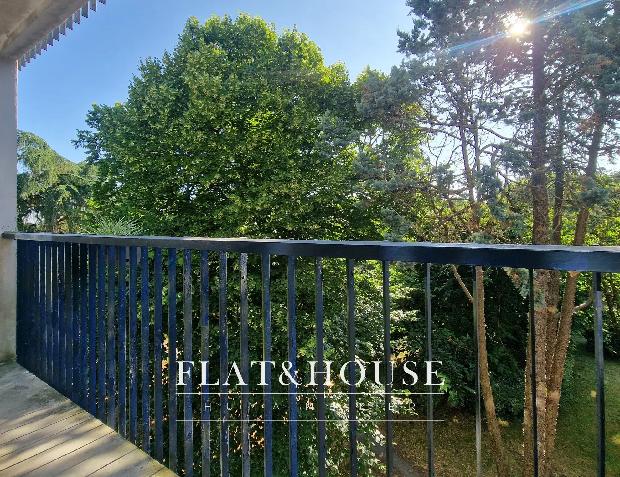 Appartement T3 lumineux à Reze, rénové, avec balcons et stationnement 