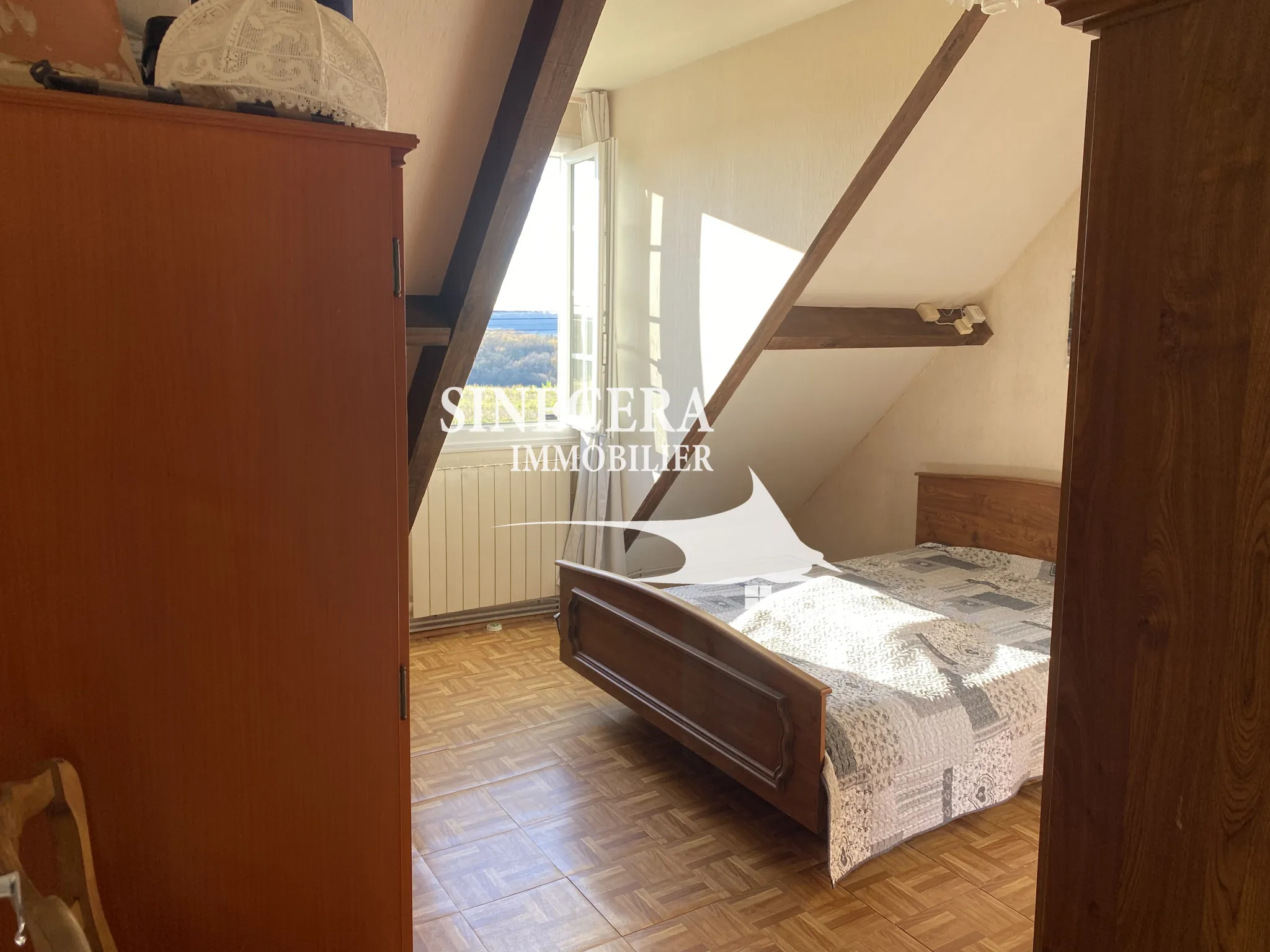 Charmante maison périgourdine avec jardin et vue panoramique à Riberac 