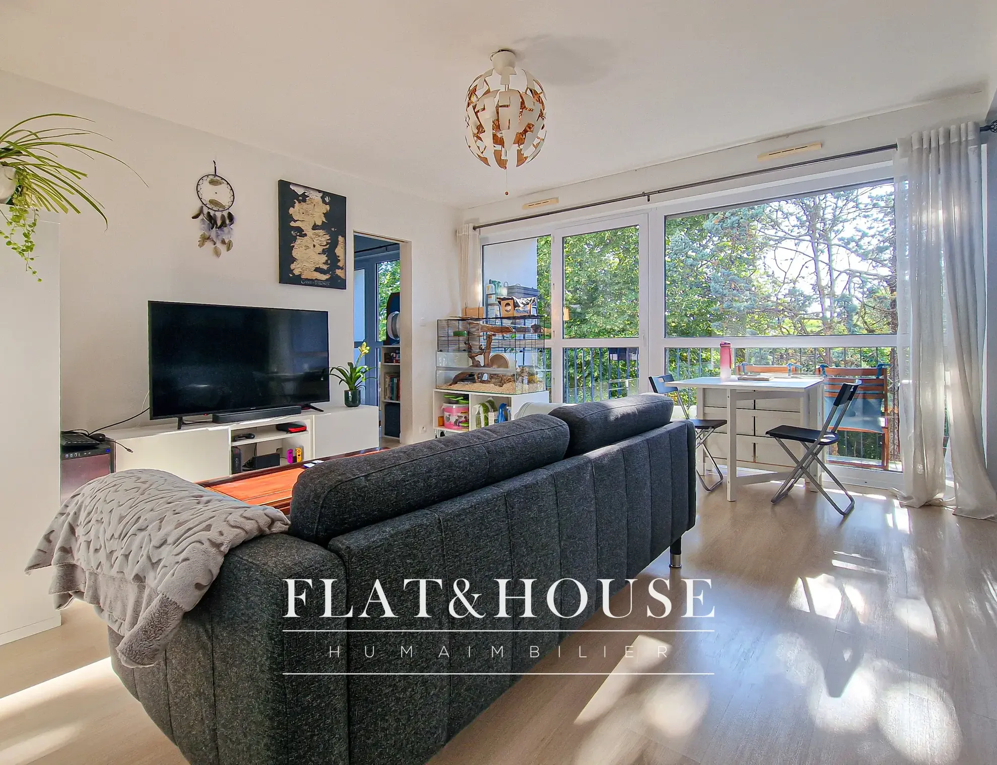 Appartement T3 lumineux à Reze, rénové, avec balcons et stationnement 