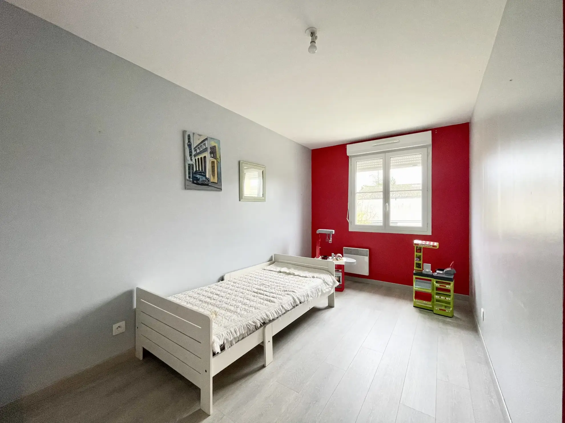 Maison récente de 80 m² avec jardin et garage à Sainte-Geneviève 