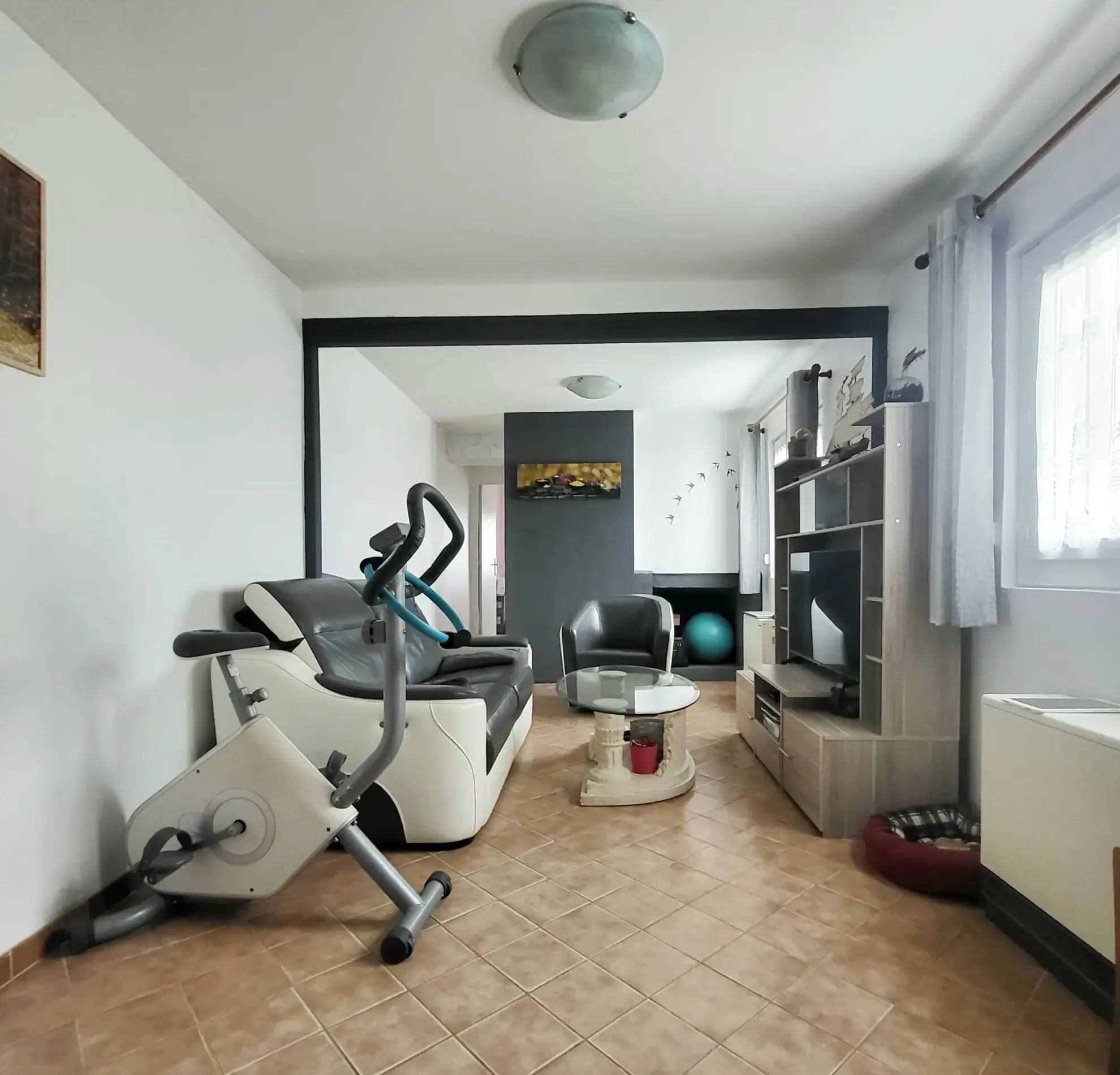 Maison lumineuse et atypique à vendre à Osny dans le Val-d'Oise 