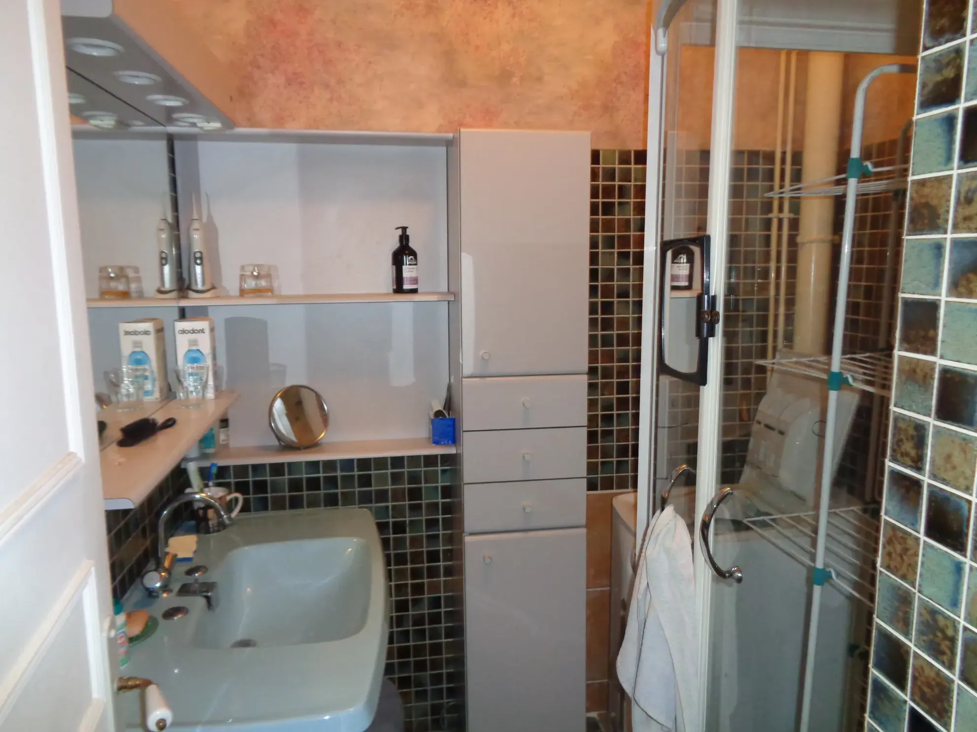 Grande maison de 190 m² avec cour et dépendances à Premery 