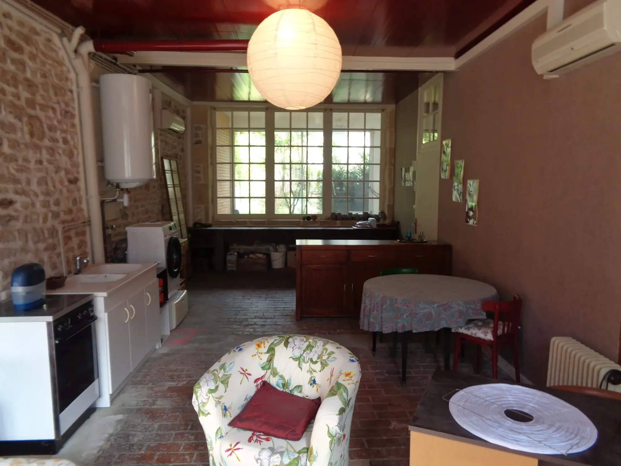 Grande maison de 190 m² avec cour et dépendances à Premery 