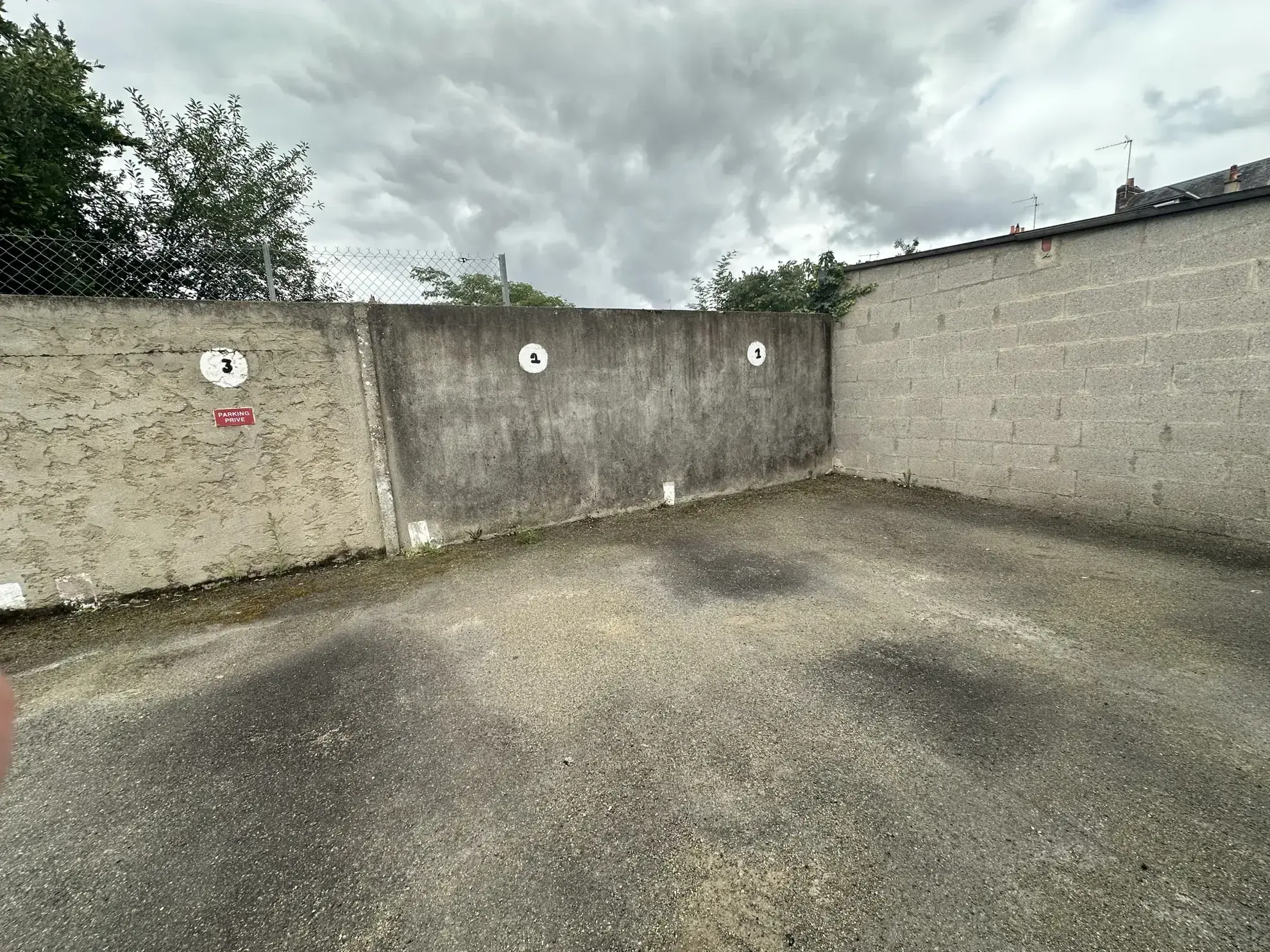 Maison de ville avec parking à vendre dans le quartier Monod au Le Mans 