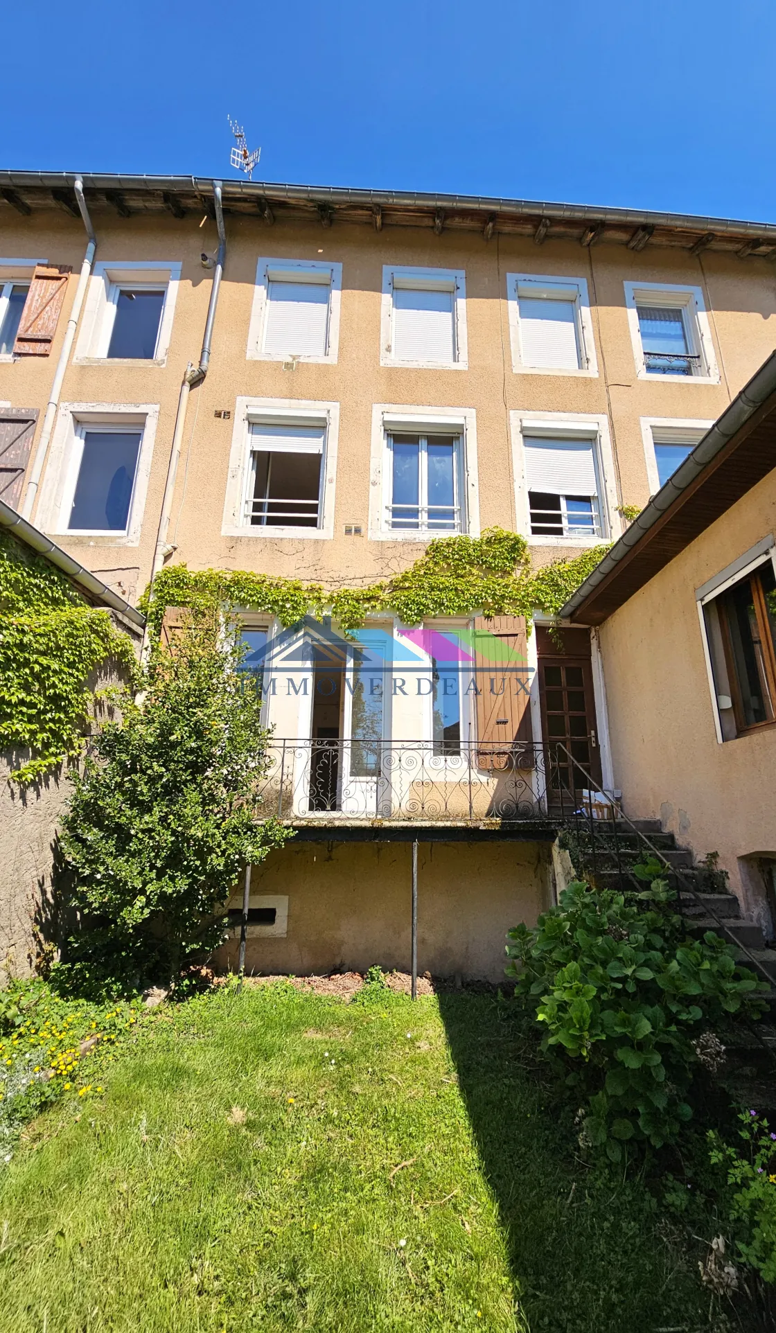 Investissez dans un immeuble de rapport en hyper centre de Baccarat 