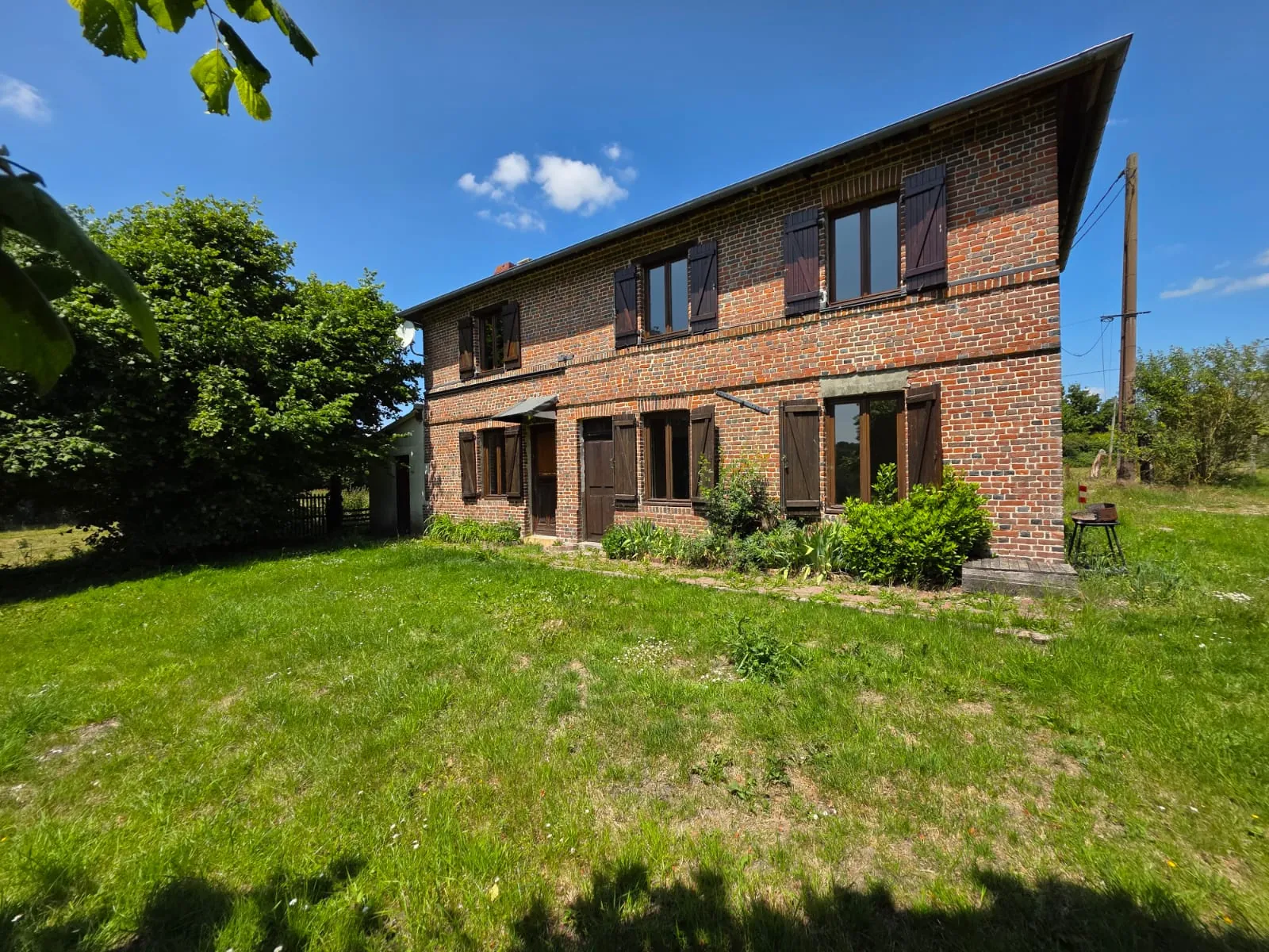 Maison en brique à vendre à Cormeilles, vue vallée, environnement paisible 