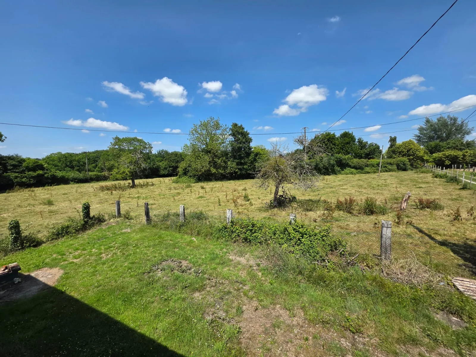 Maison en brique à vendre à Cormeilles, vue vallée, environnement paisible 