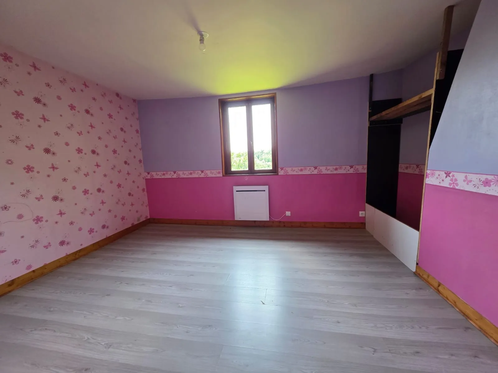 Maison en brique à vendre à Cormeilles, vue vallée, environnement paisible 