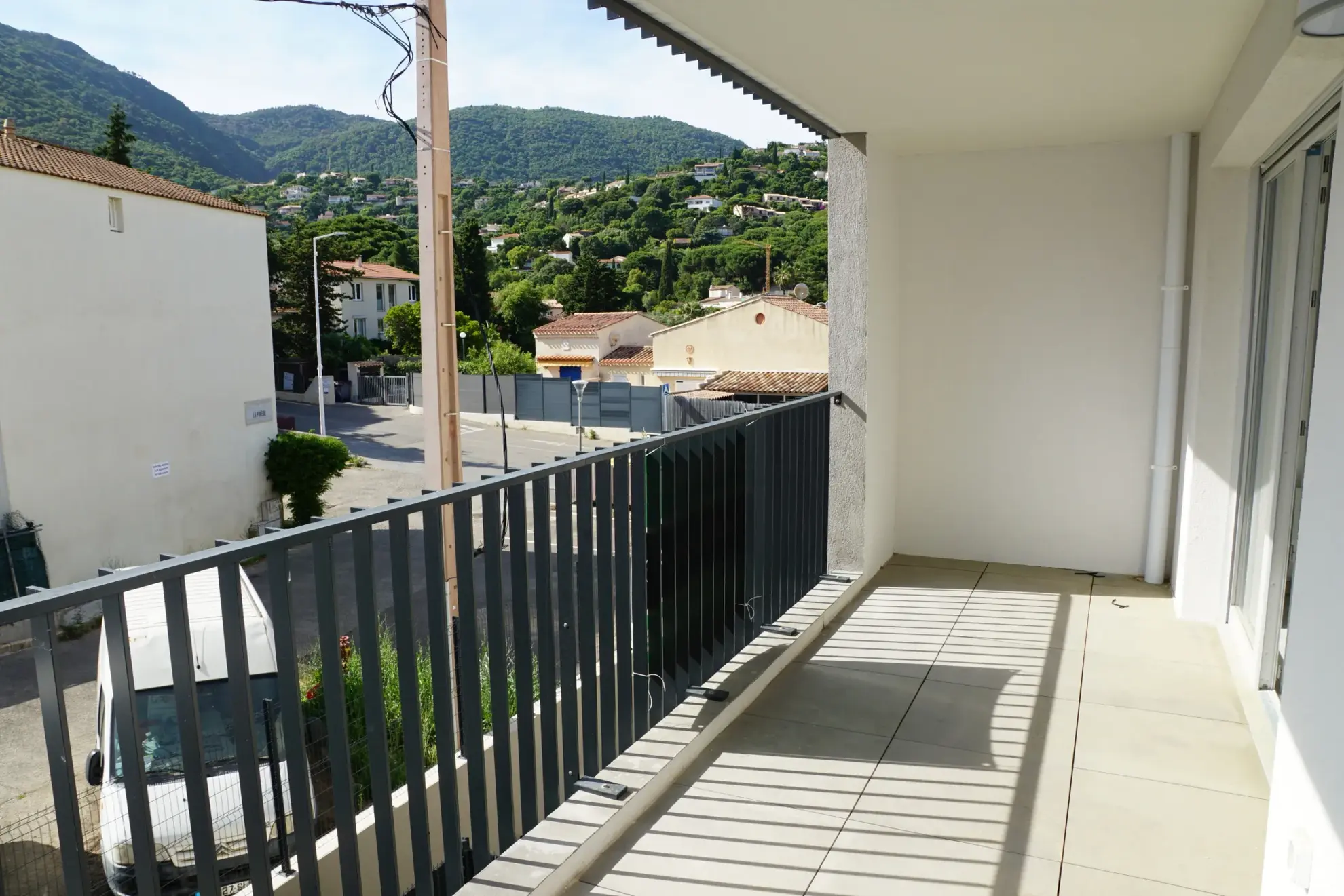 Appartement neuf de 45 m² avec terrasse et parking à Cavalaire-sur-Mer 