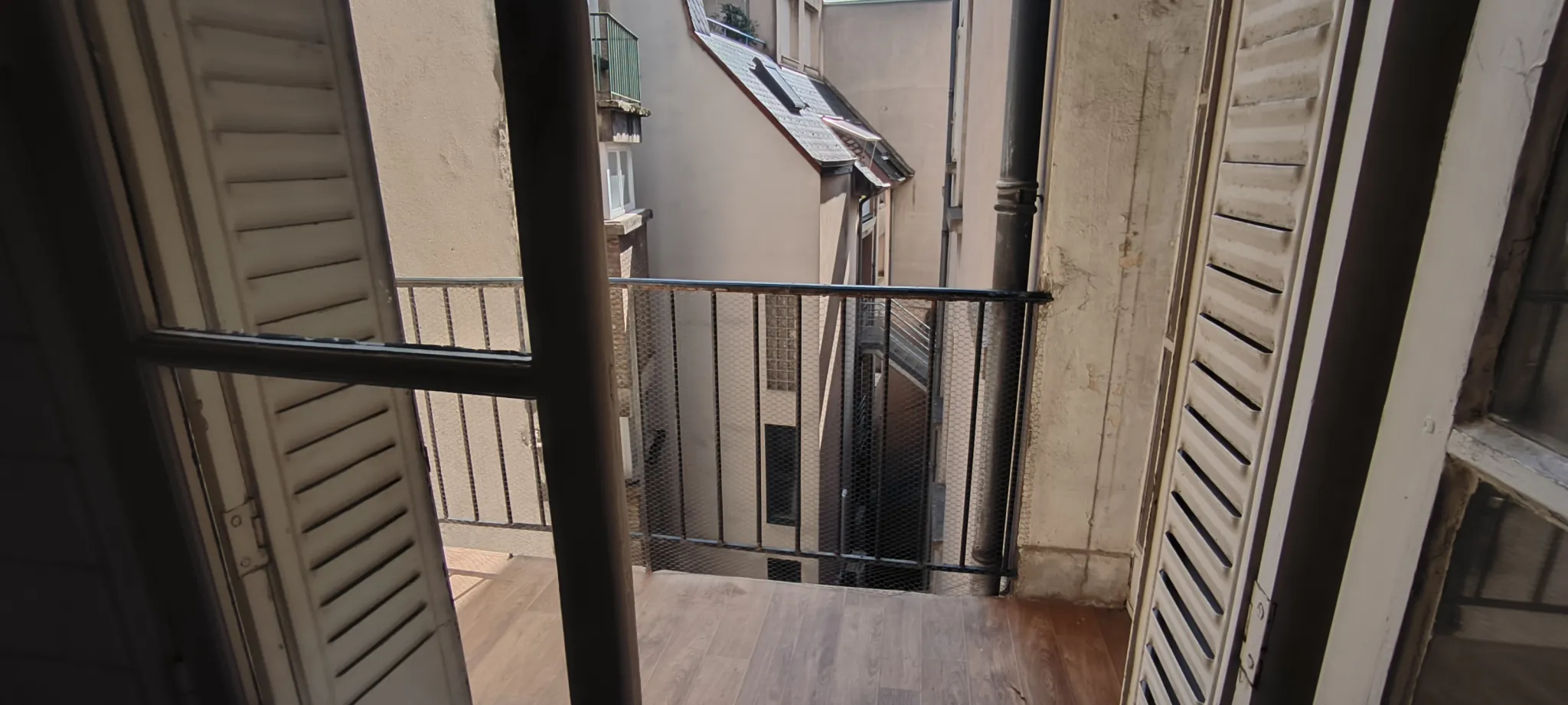 Appartement de luxe à Rodez Place d'Armes avec vue sur la cathédrale 