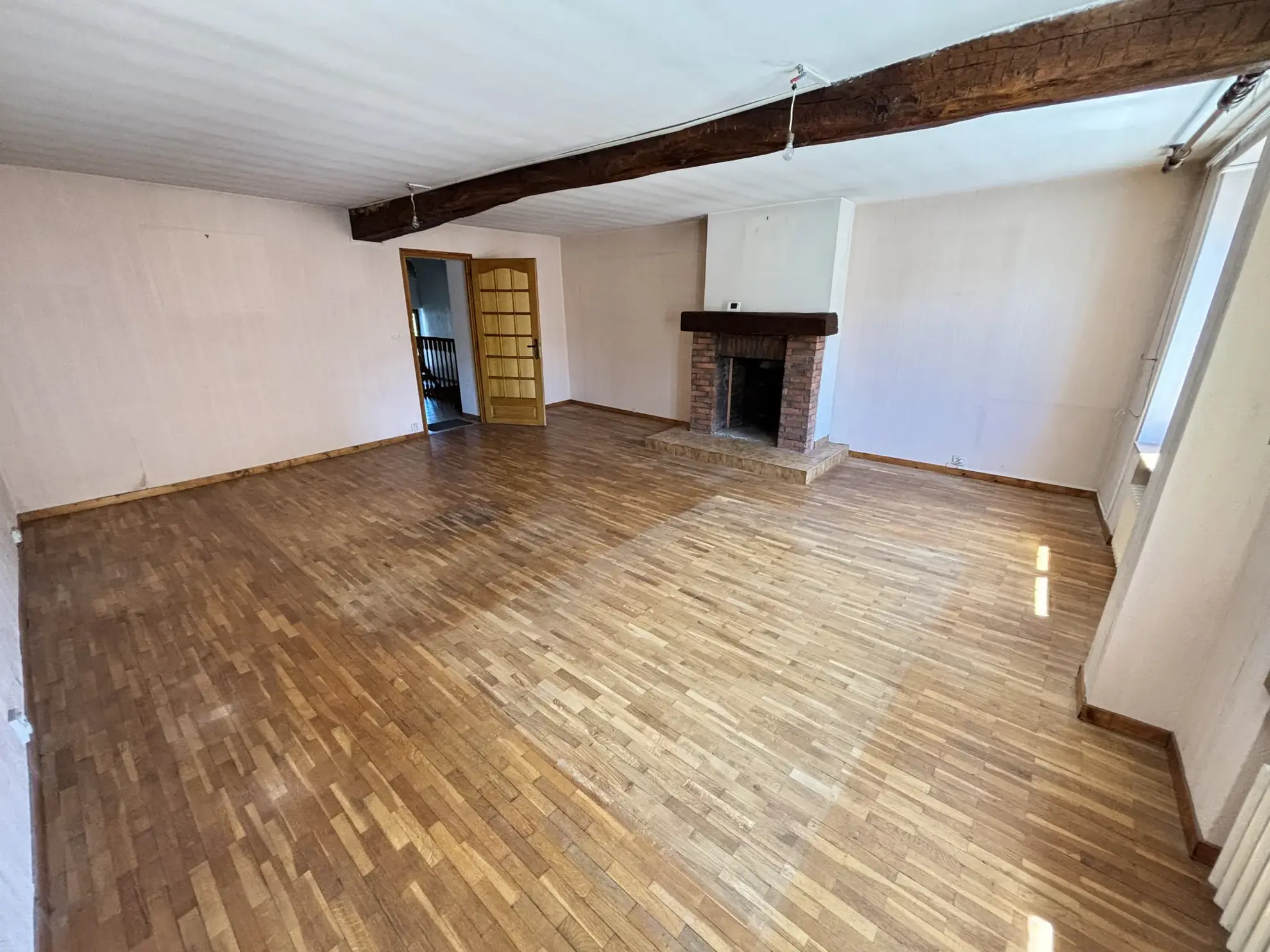 Maison de ville à vendre à Cusset, 116 m² avec garage et jardin 
