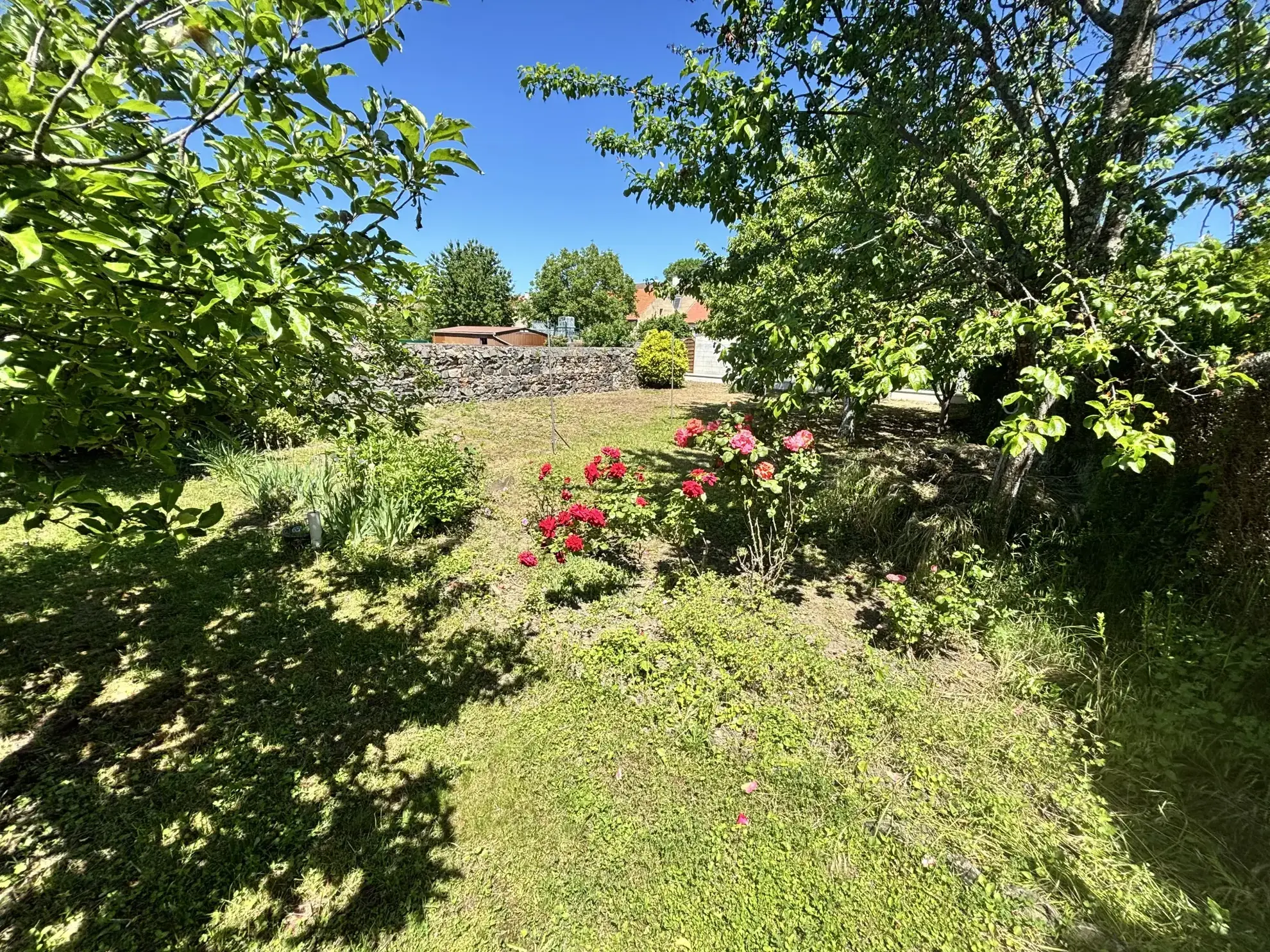 Maison de ville à vendre à Cusset, 116 m² avec garage et jardin 