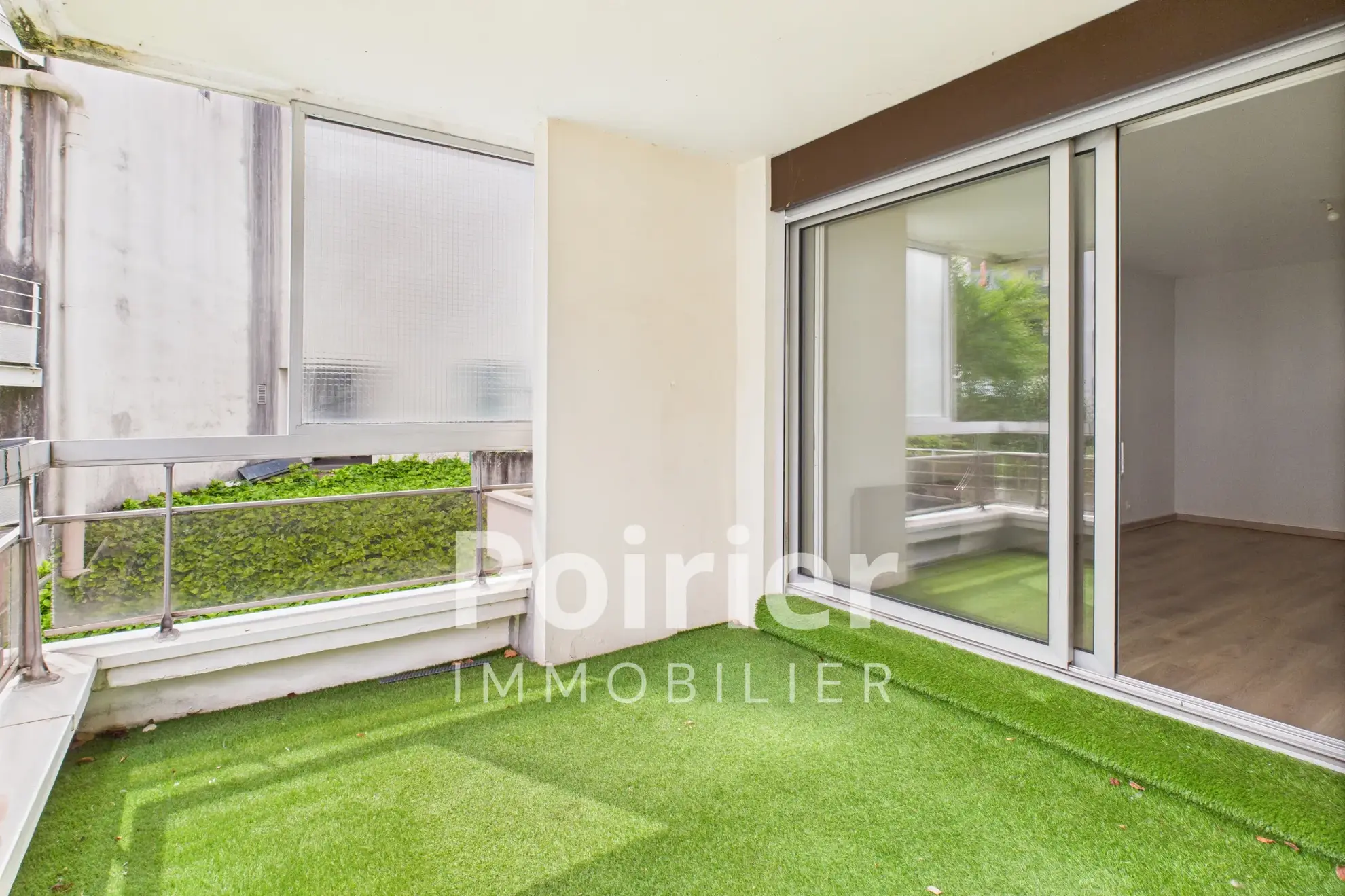 Appartement T2 de 60m² avec Balcon à Évian-les-Bains, Vue Lac
