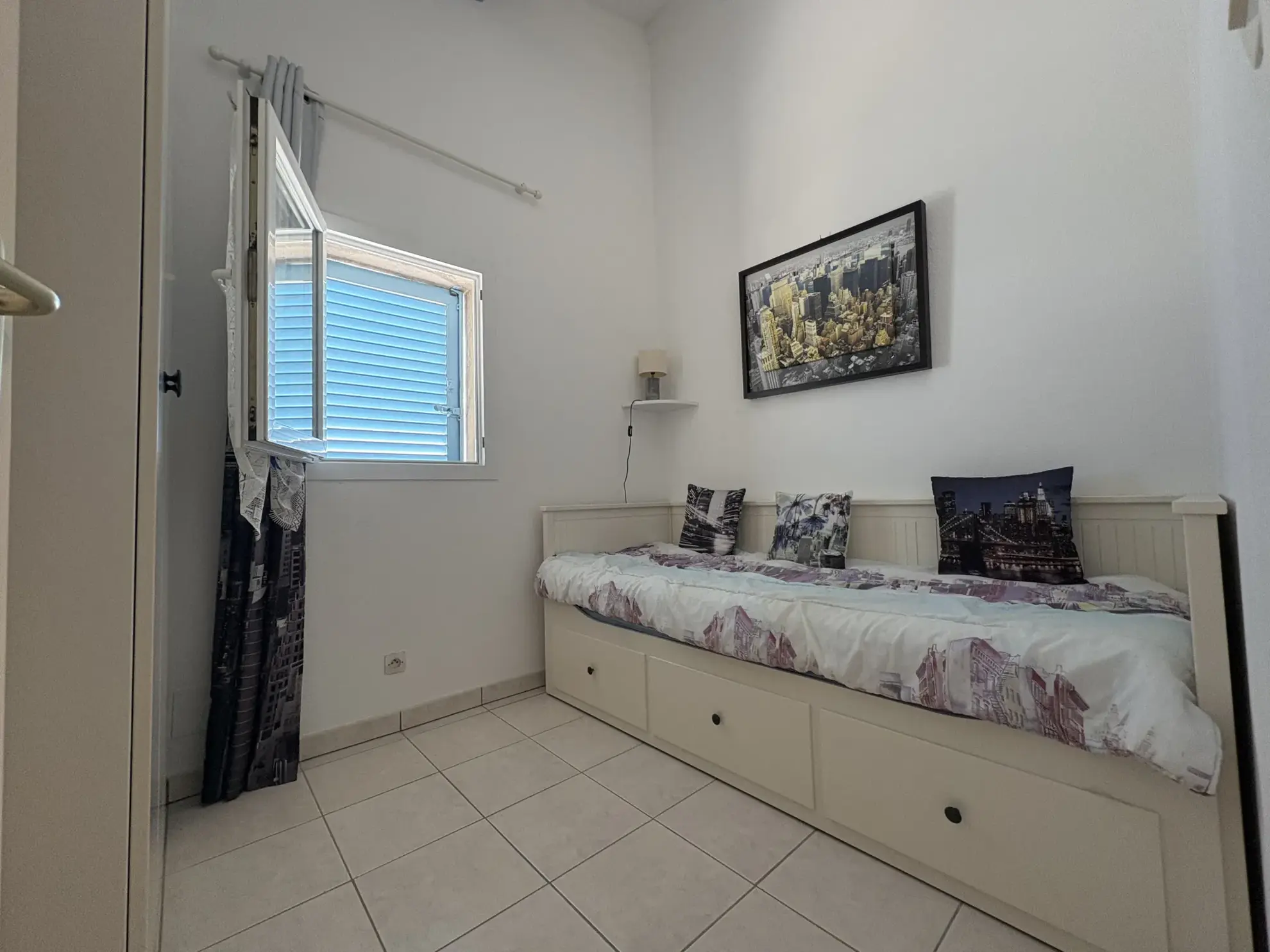 Maison à Frontignan Plage avec terrasse, parking et proximité de la mer 