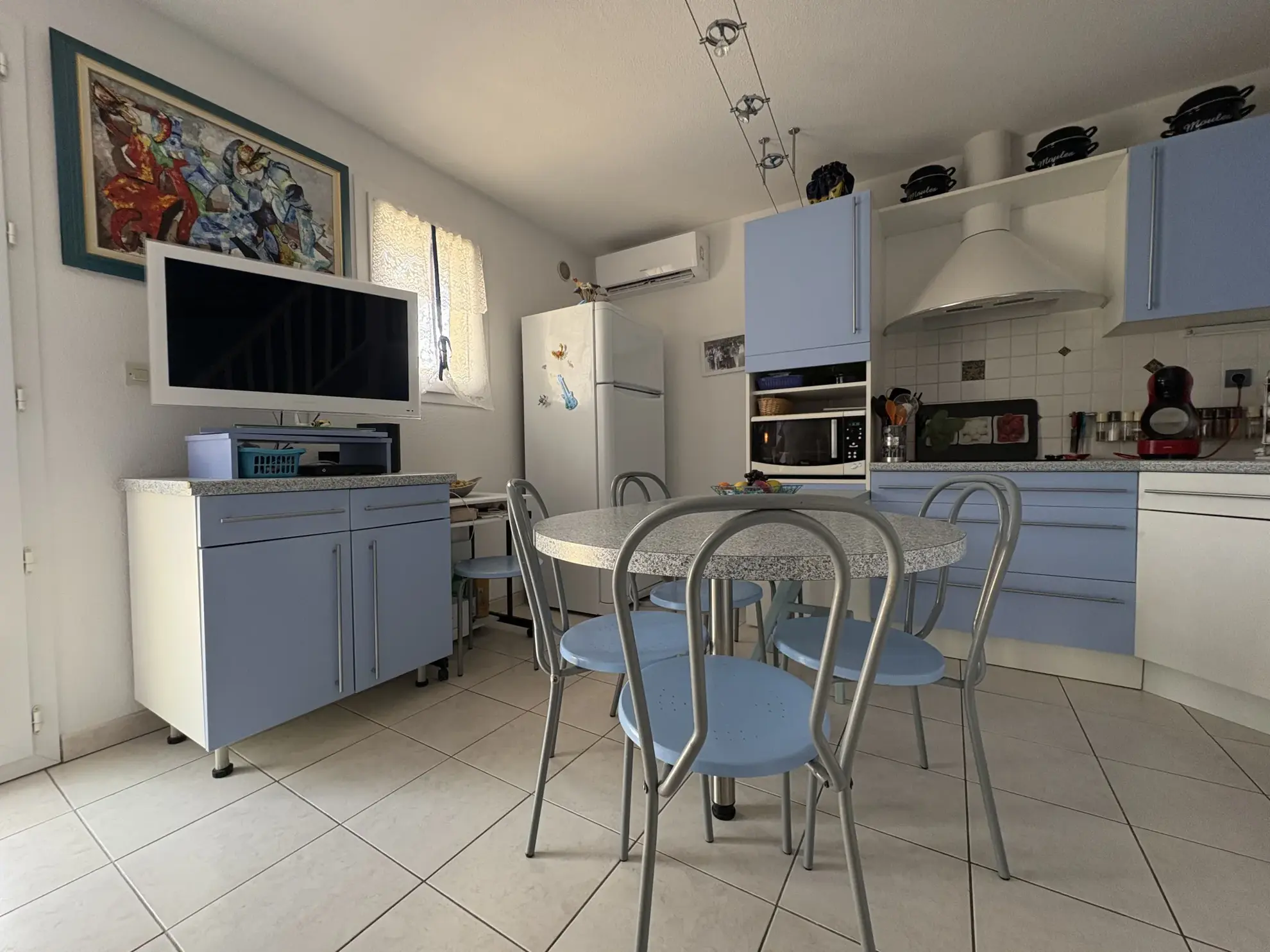 Maison à Frontignan Plage avec terrasse, parking et proximité de la mer 