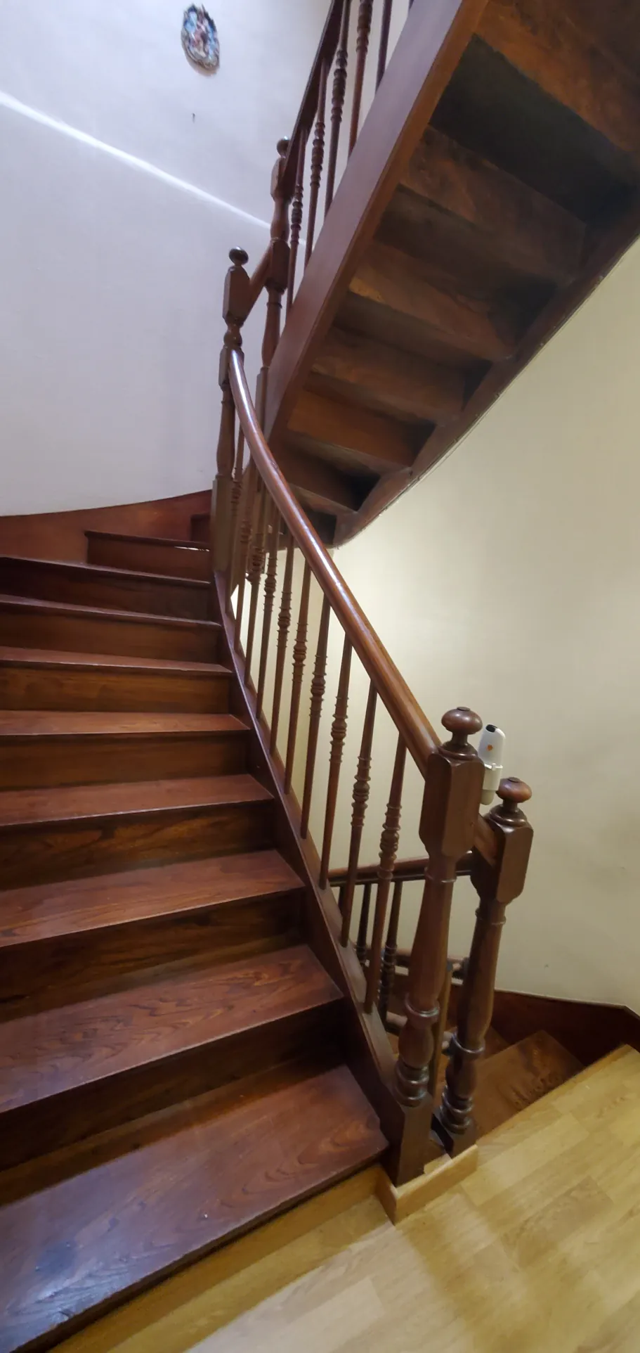 Maison mitoyenne à Gaillac avec terrain et dépendance - Centre-ville 