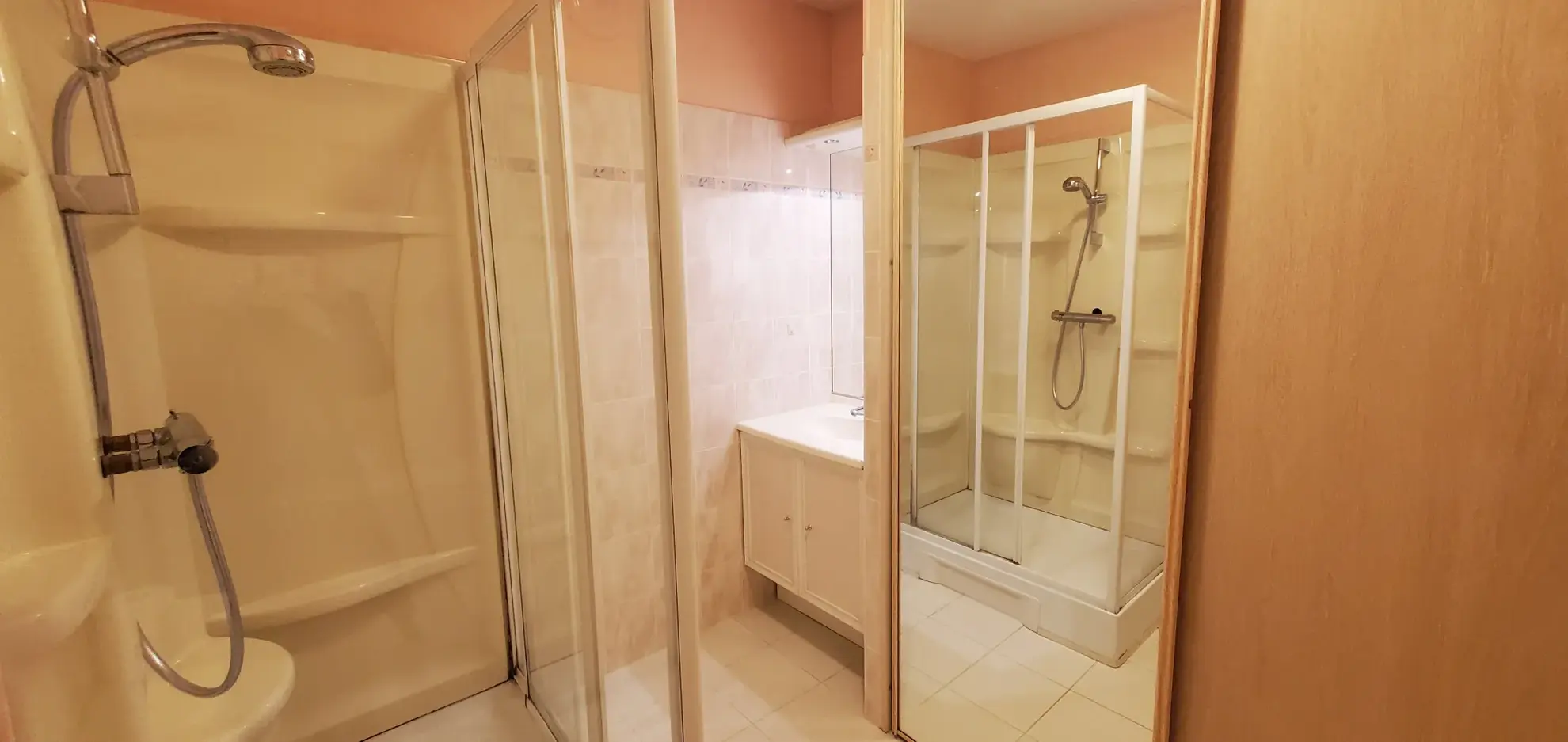 Maison mitoyenne à Gaillac avec terrain et dépendance - Centre-ville 