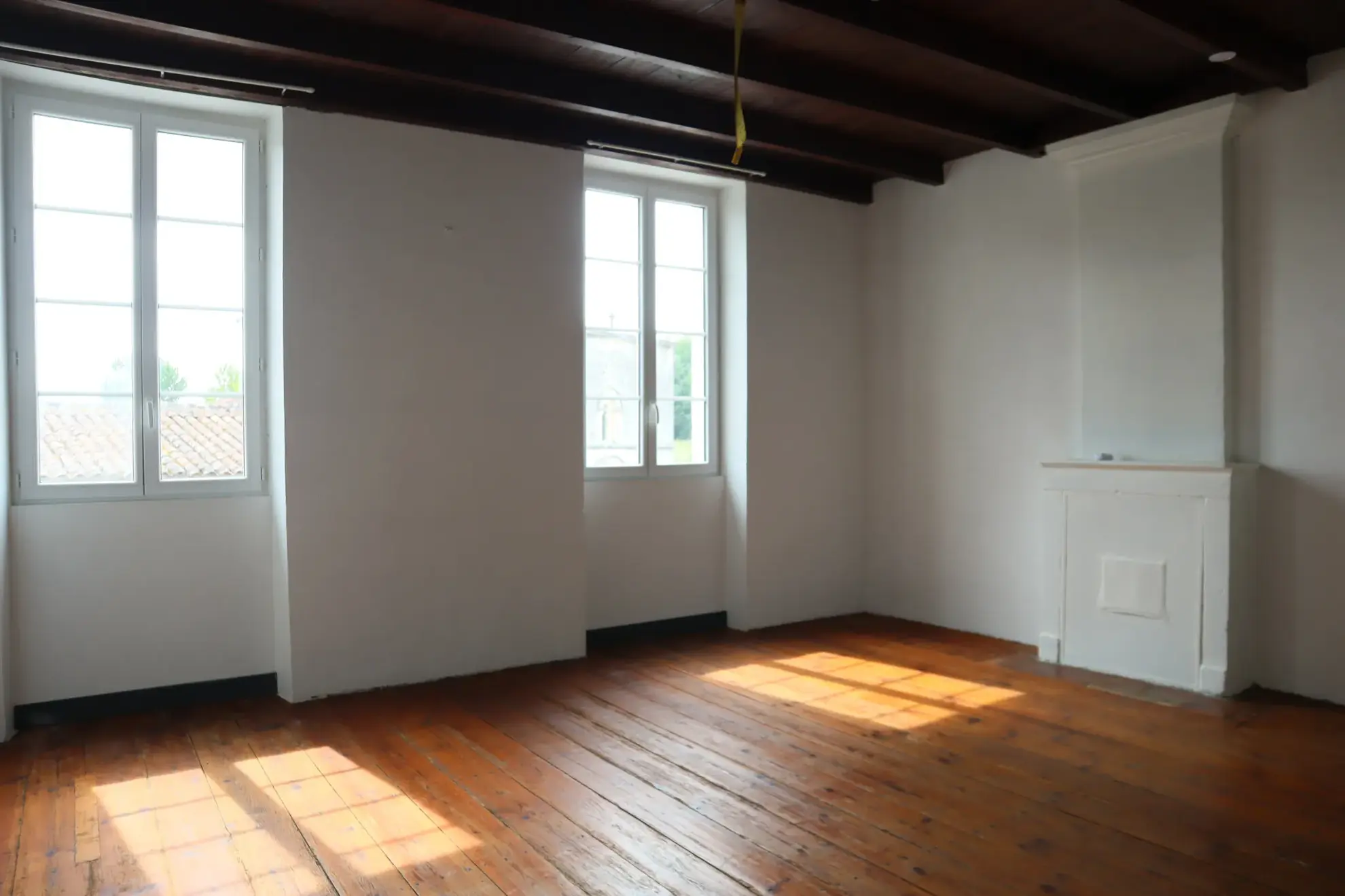 Charmante maison de village en pierre de taille à Saint-Laurent-de-Cognac 