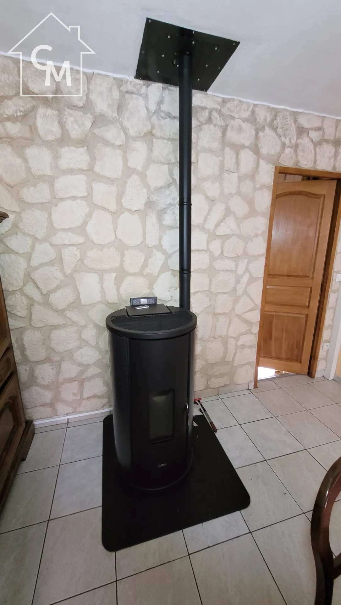 Maison de plain-pied avec dépendances et grand terrain à Le Péchereau 