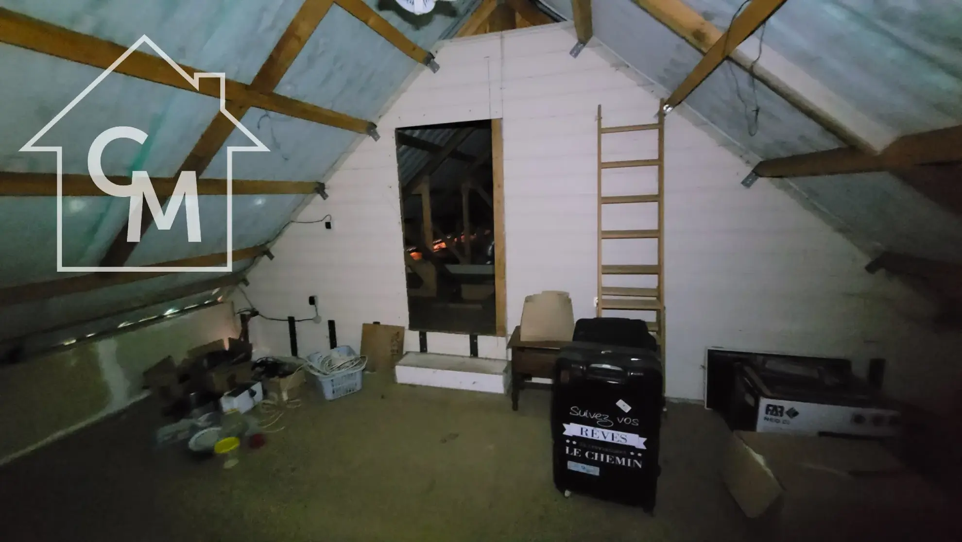 Maison de plain-pied avec dépendances et grand terrain à Le Péchereau 