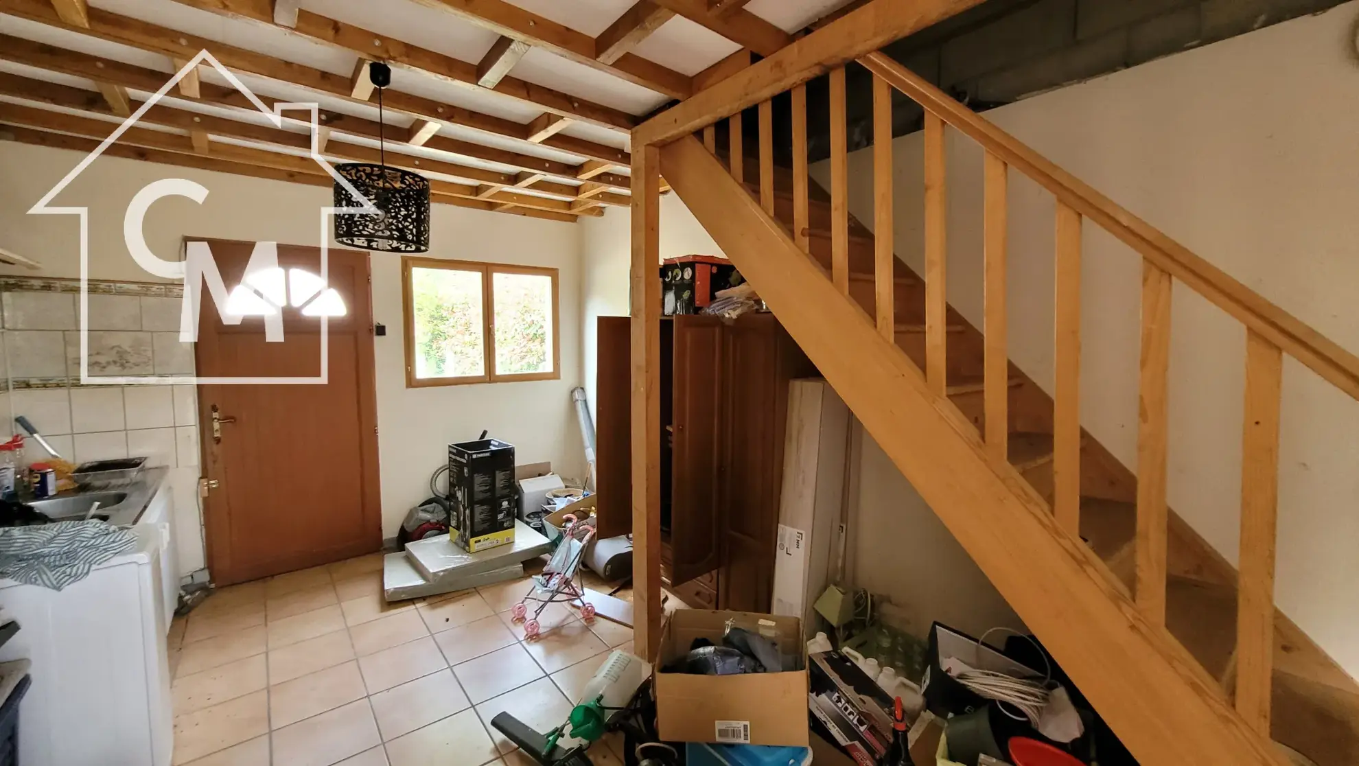 Maison de plain-pied avec dépendances et grand terrain à Le Péchereau 