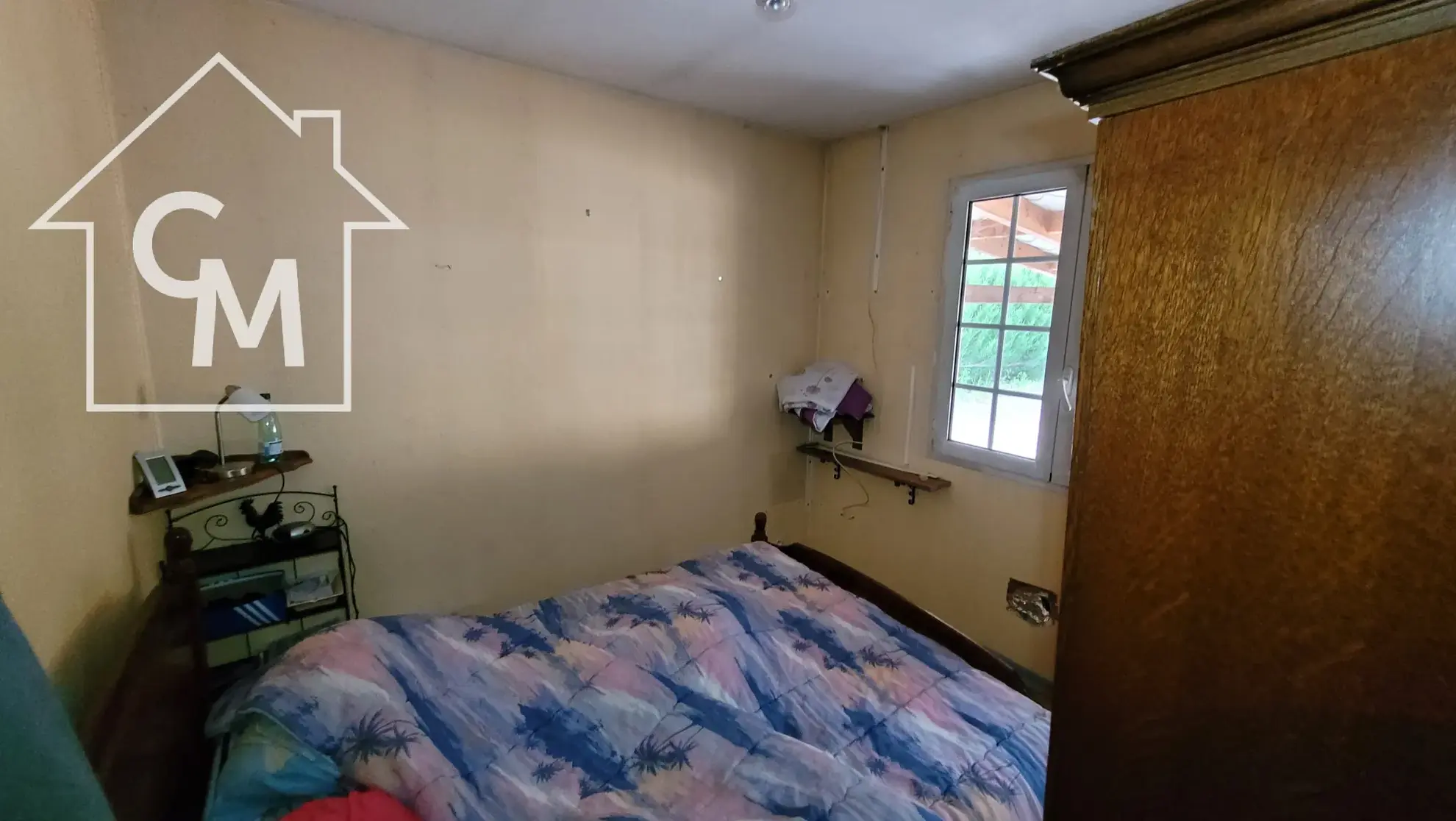 Maison de plain-pied avec dépendances et grand terrain à Le Péchereau 