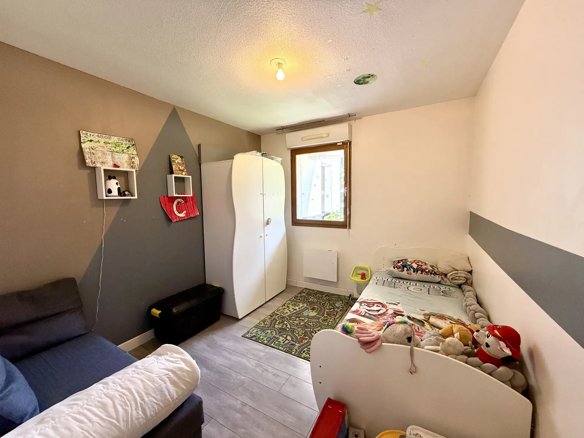 Appartement T3 avec terrasse, jardin et deux stationnements à Lunel 