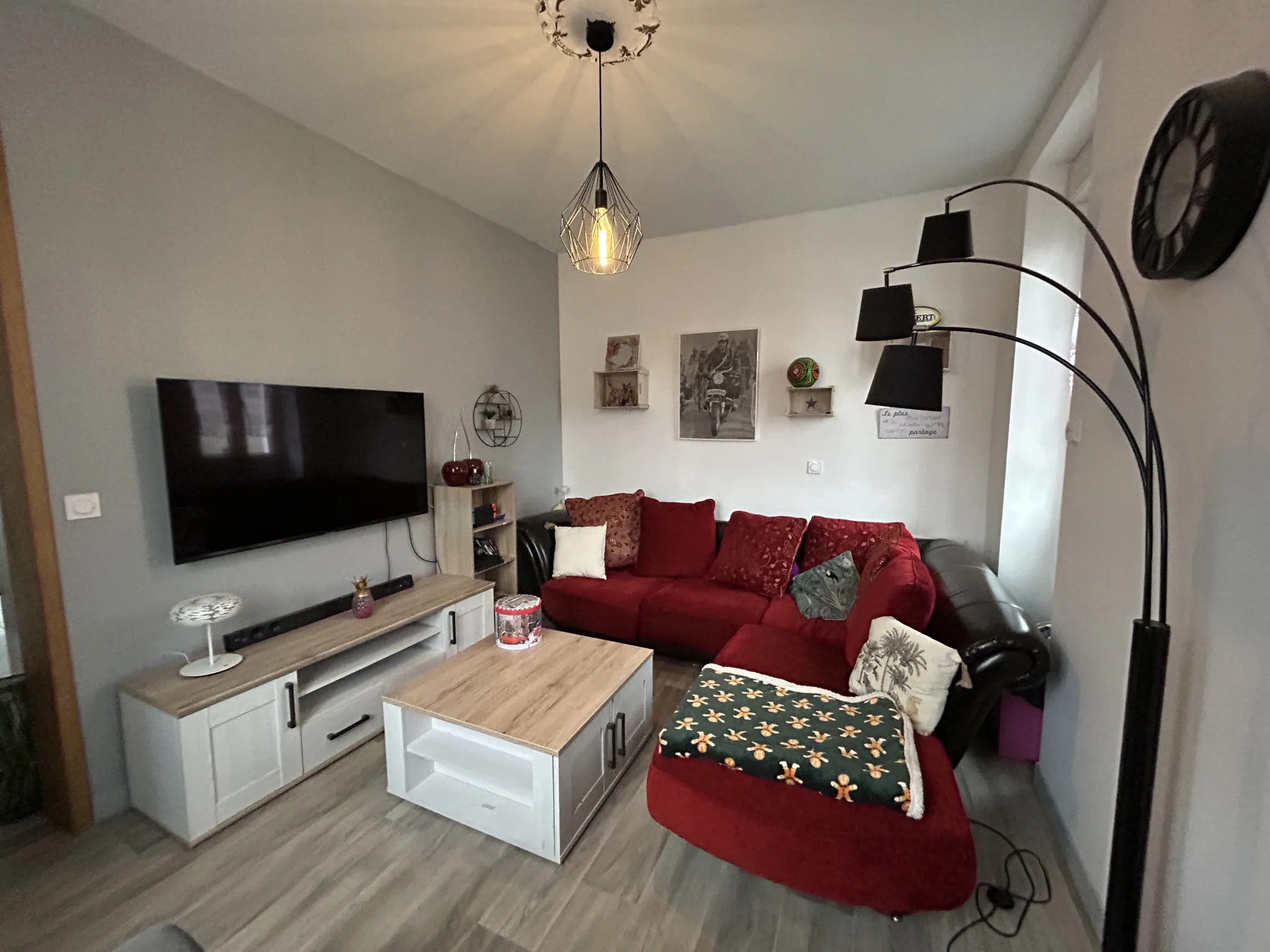 Maison à Saint Priest de Gimel en Corrèze avec piscine et terrasse de 129 m² 