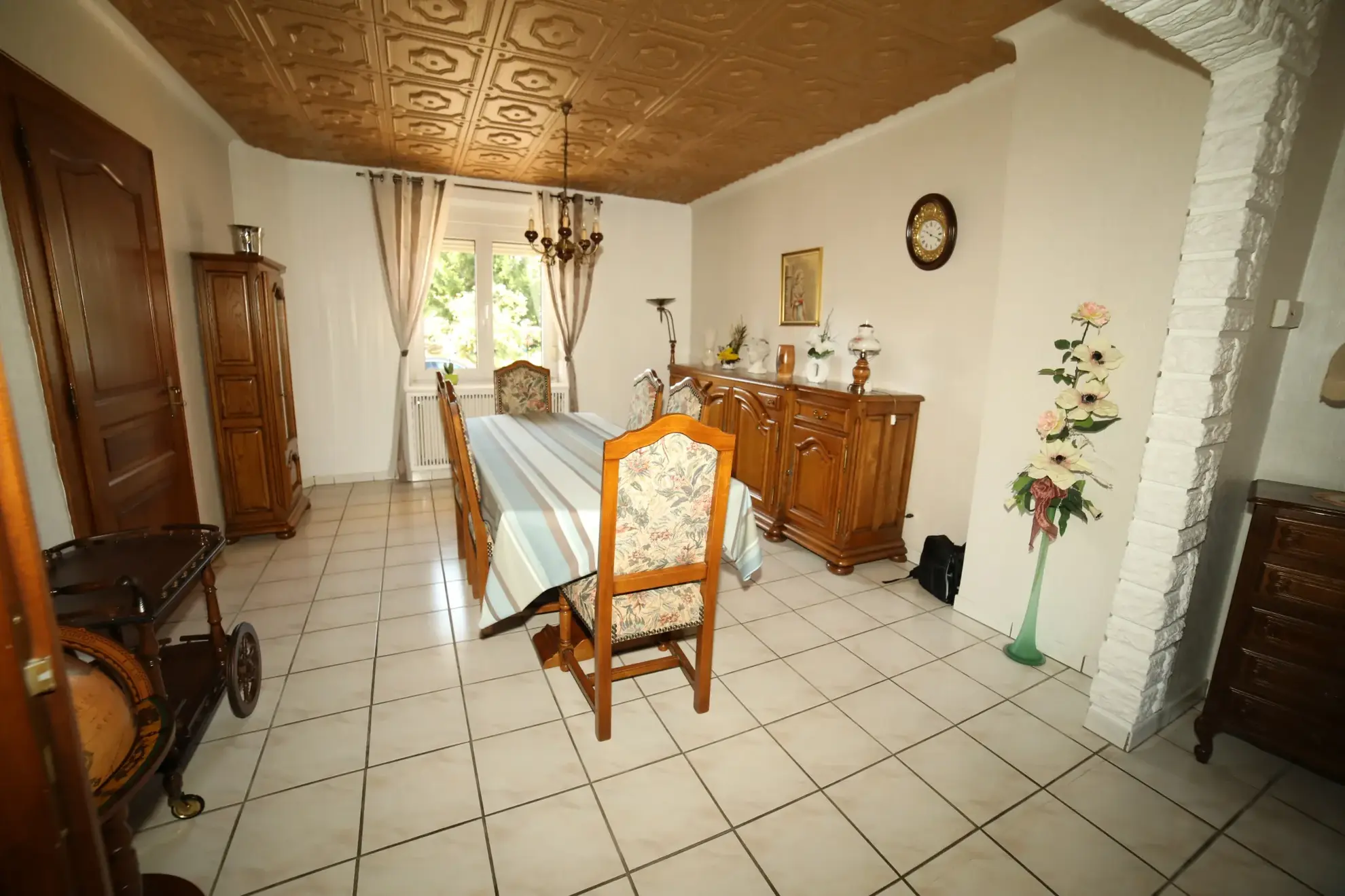 Maison de 185 m² à Falck avec 4 chambres, dépendances et extérieur 