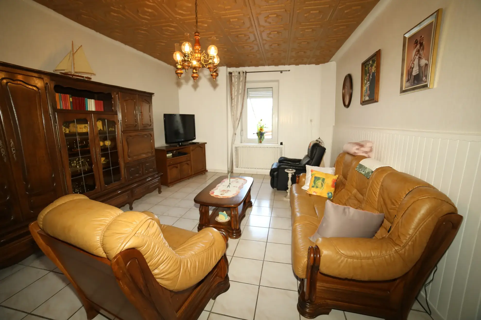 Maison de 185 m² à Falck avec 4 chambres, dépendances et extérieur 