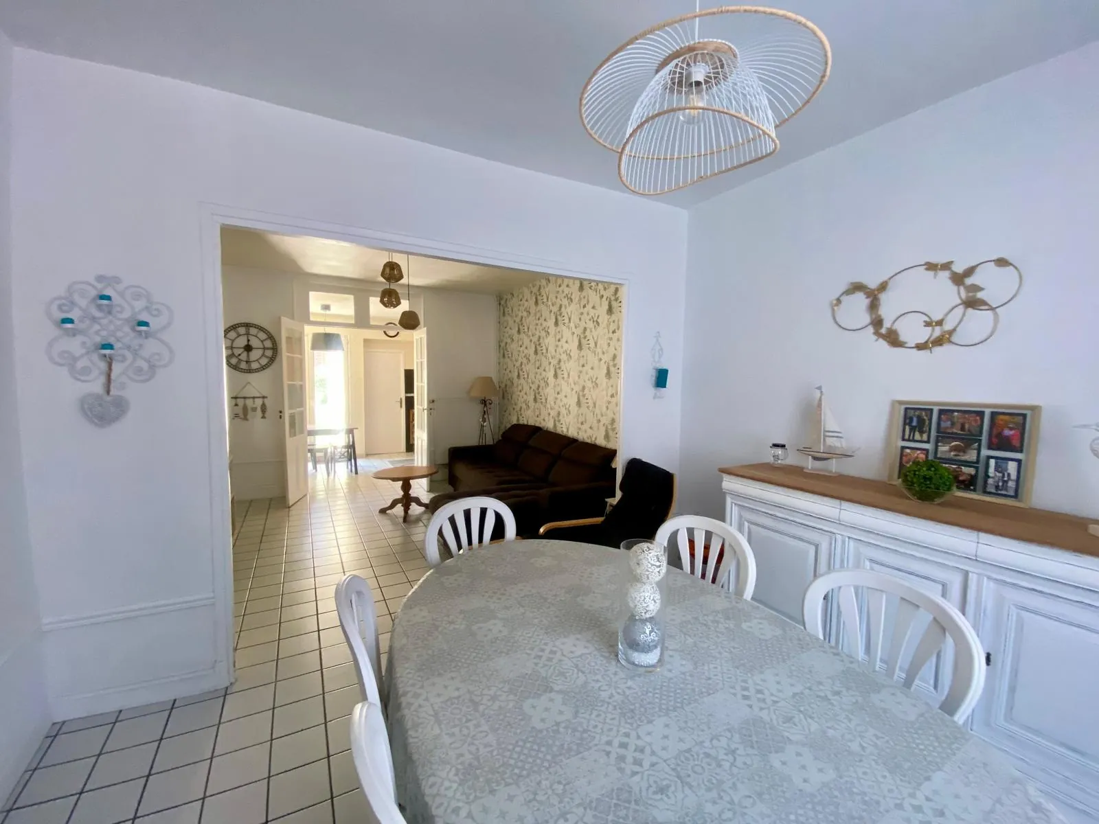 Charmante maison mitoyenne de 95 m² avec 4 chambres à Saint-Quentin 