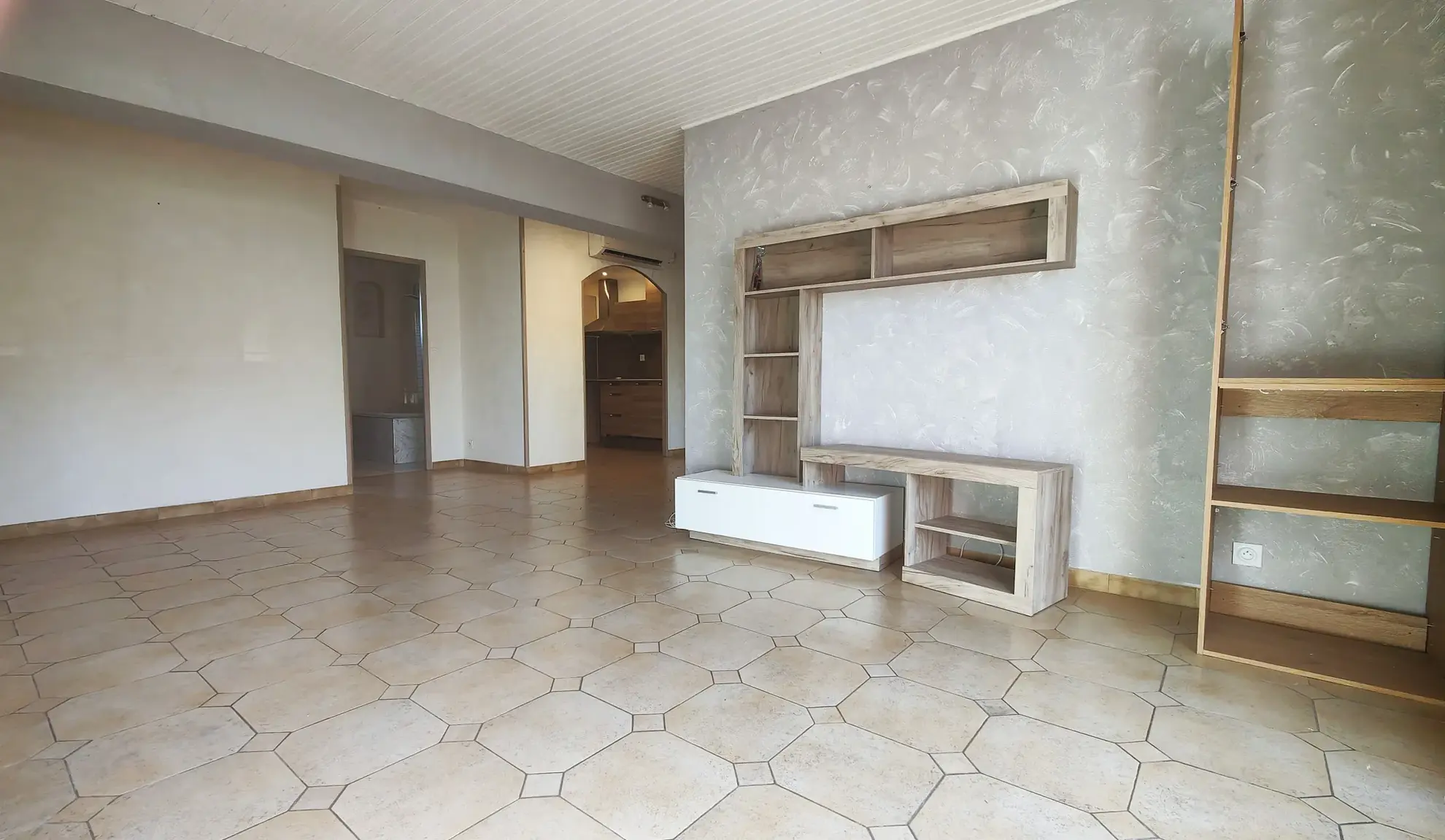Appartement T3 lumineux de 76 m² avec garage à Narbonne