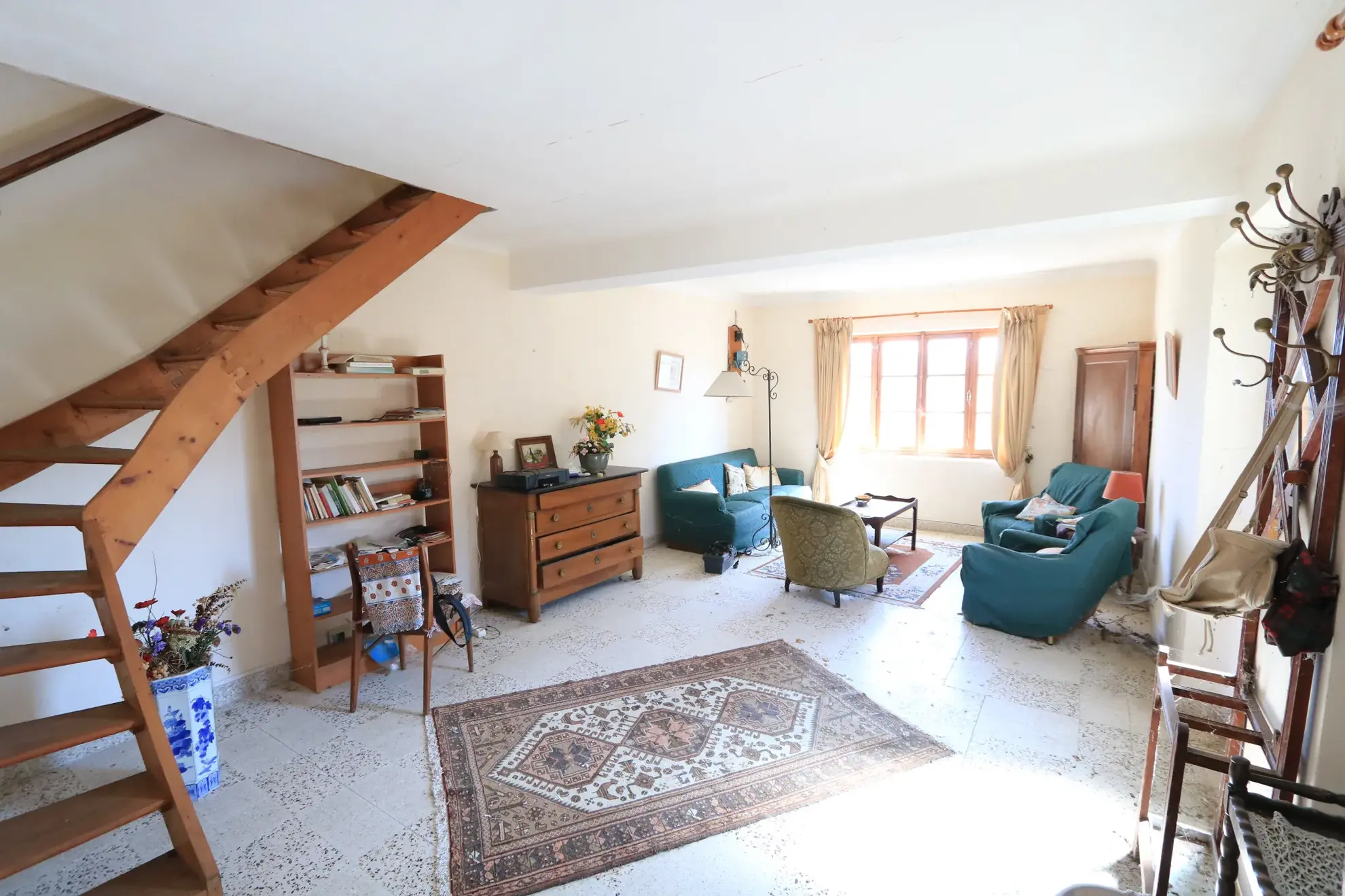 Maison ancienne avec jardin à Vézinnes de 127 m² à vendre près de Tonnerre 