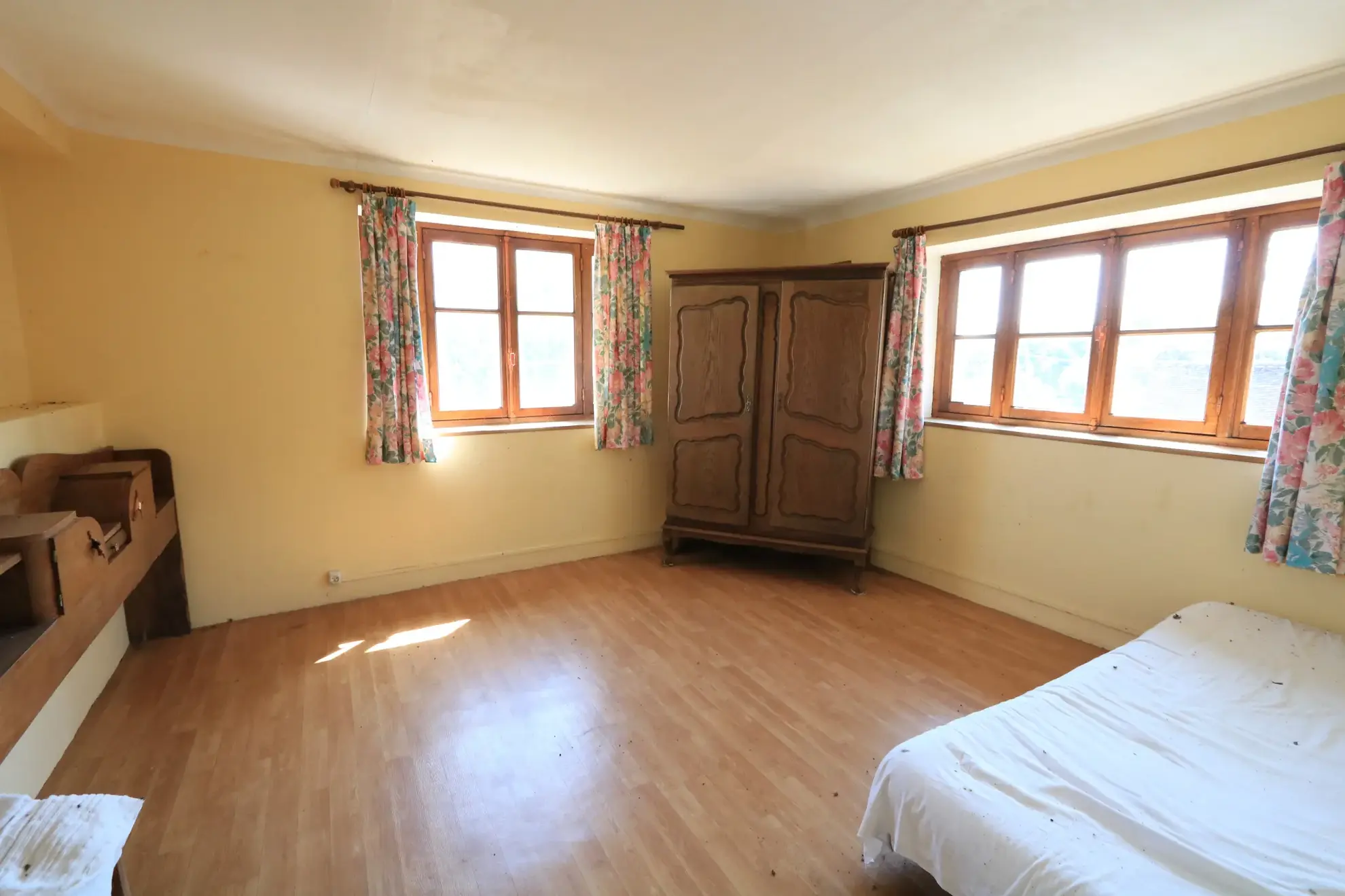 Maison ancienne avec jardin à Vézinnes de 127 m² à vendre près de Tonnerre 