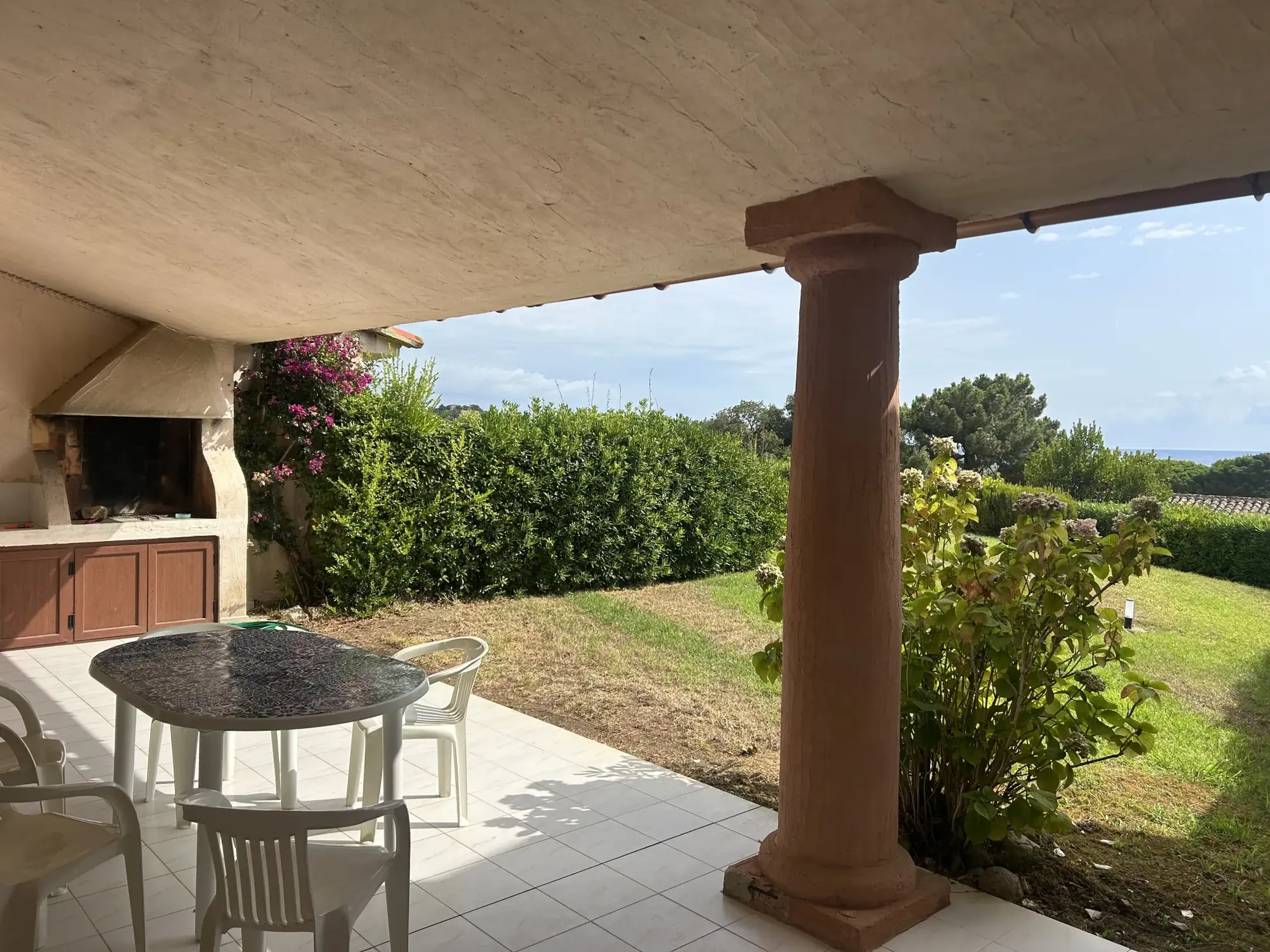 Belle maison de 50 m2 avec terrasse vue mer à Favone 