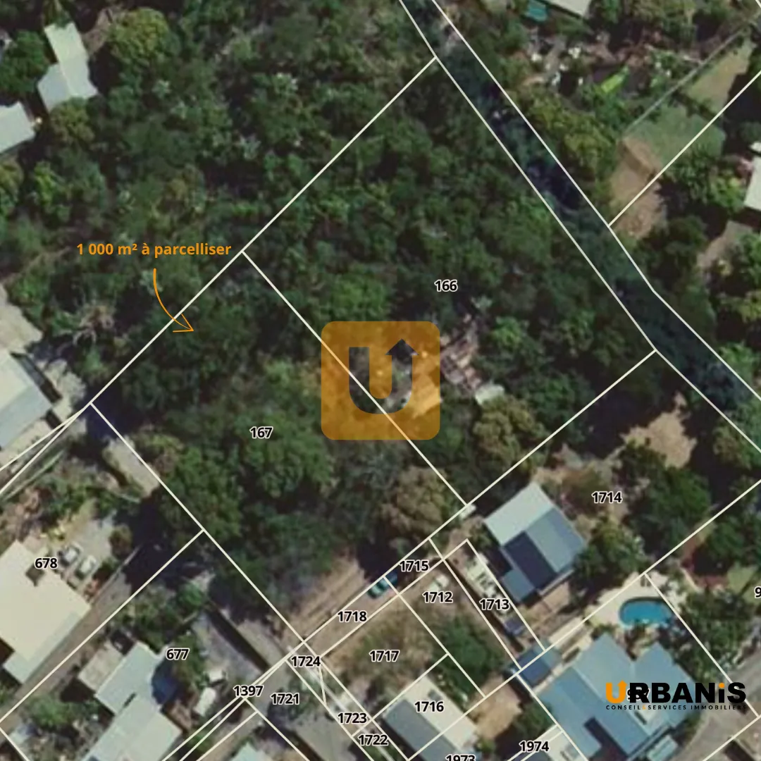 Terrain constructible de 1000 m² avec vue mer à Saint Paul 