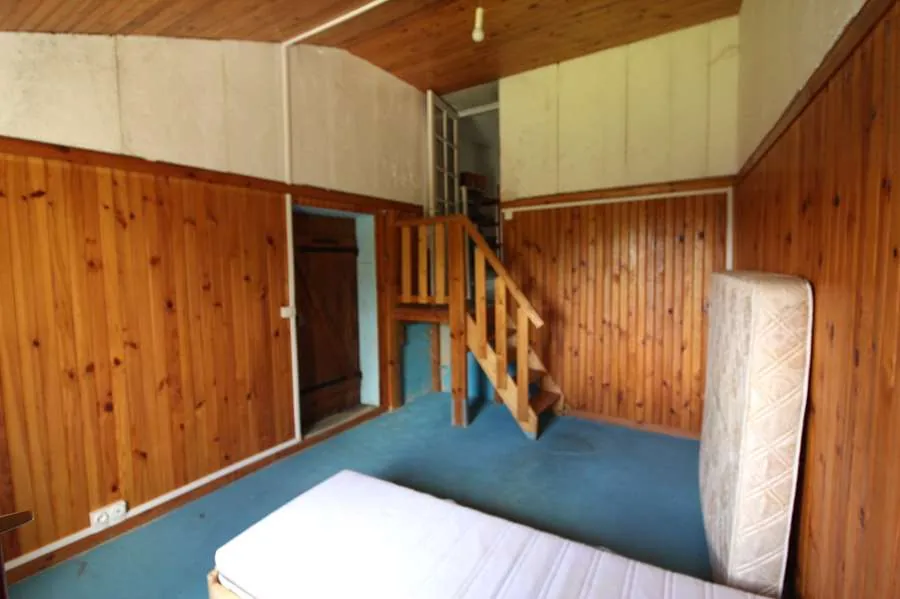 Maison en pierre de pays à Tannay - 5 chambres, jardin, garage, environnement paisible 