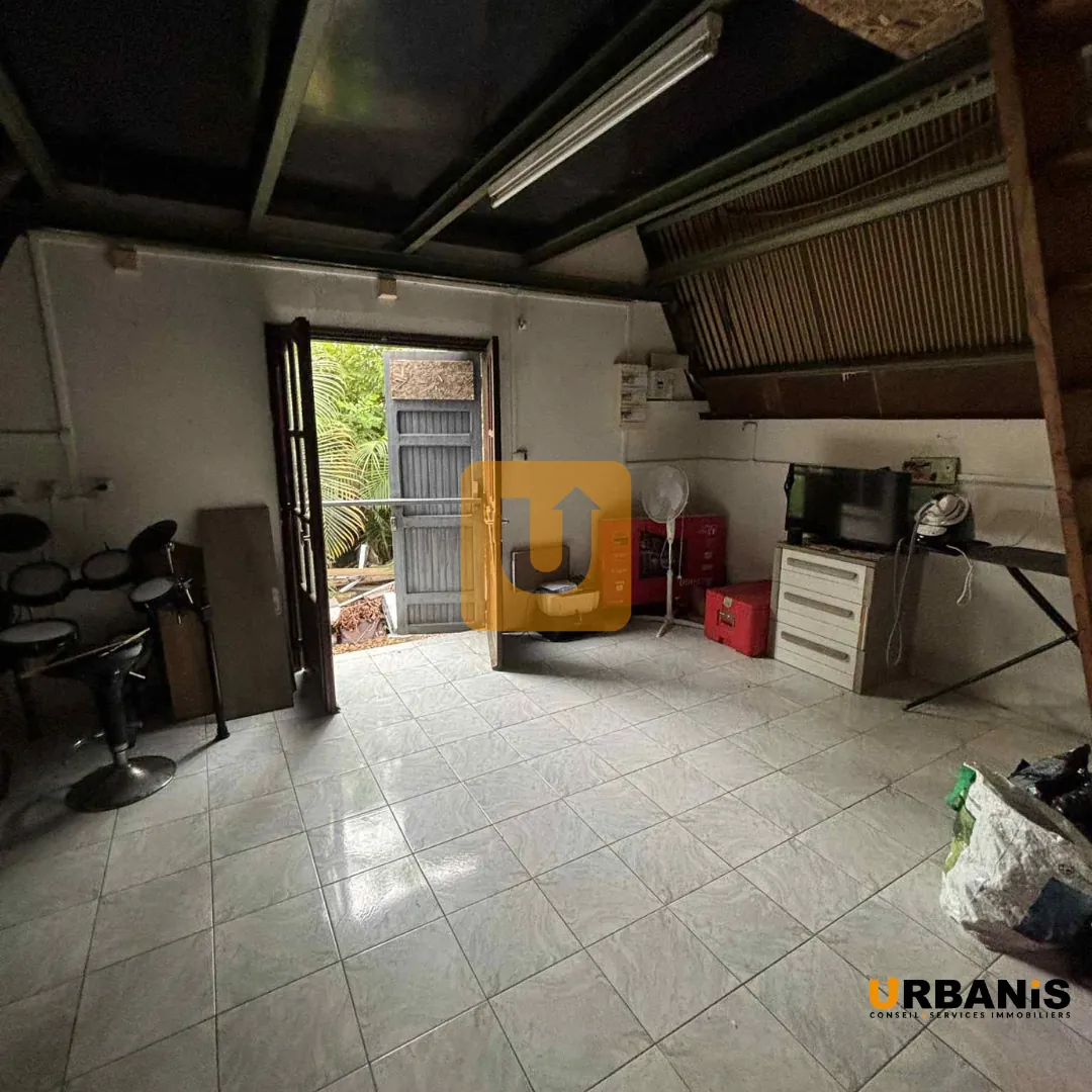 Maison à rénover sur terrain de 600m² à Bois de Nèfles, Saint Paul 