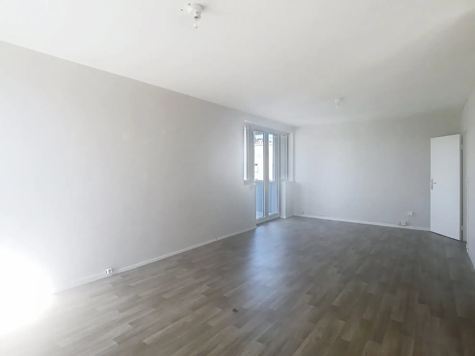 Appartement T5 lumineux avec vue Pyrénées à Mourenx à saisir pour 94 000 € 