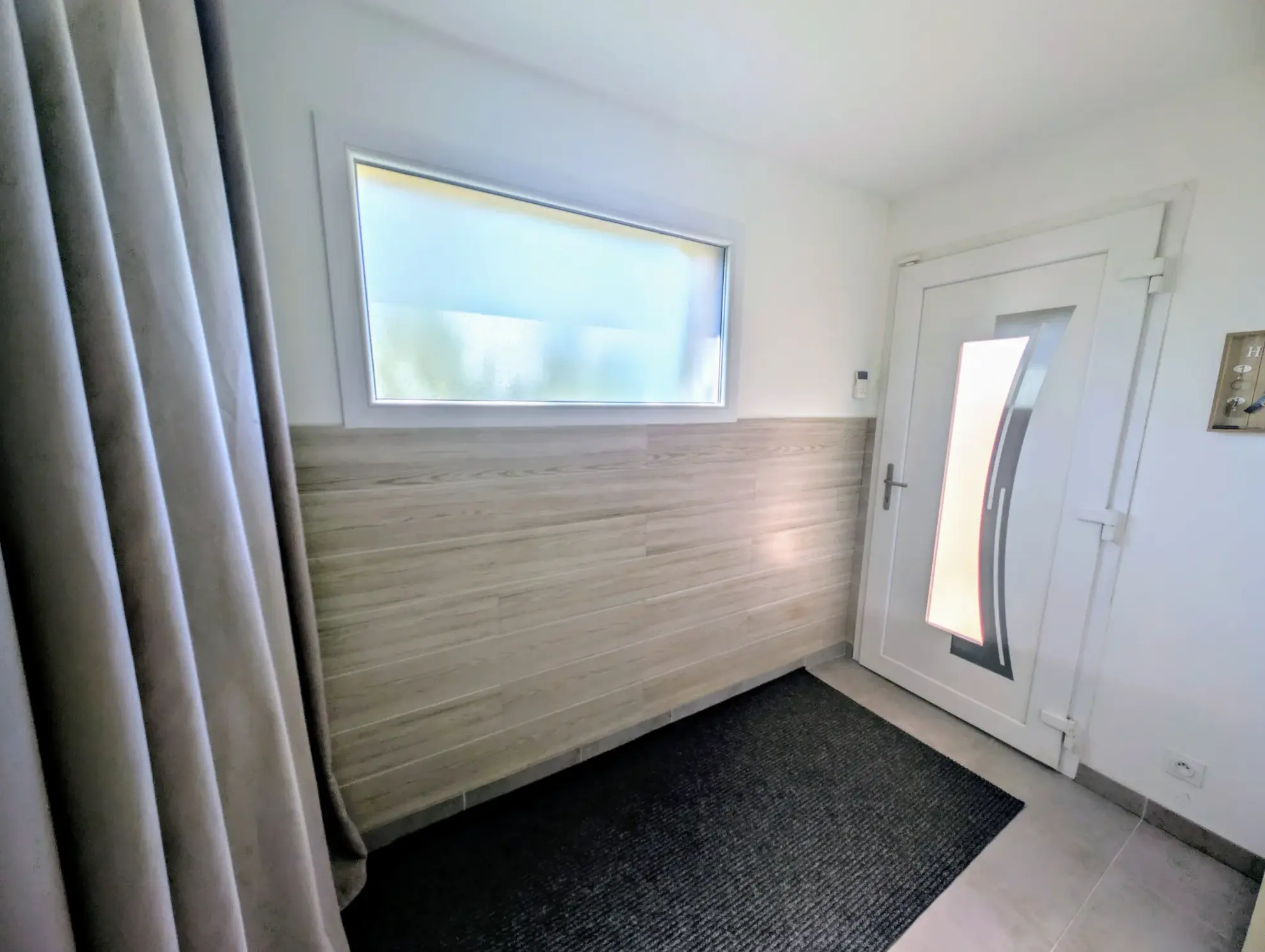 Maison familiale 4 chambres avec terrasse et chauffage géothermique à Saint Parres aux Tertres 