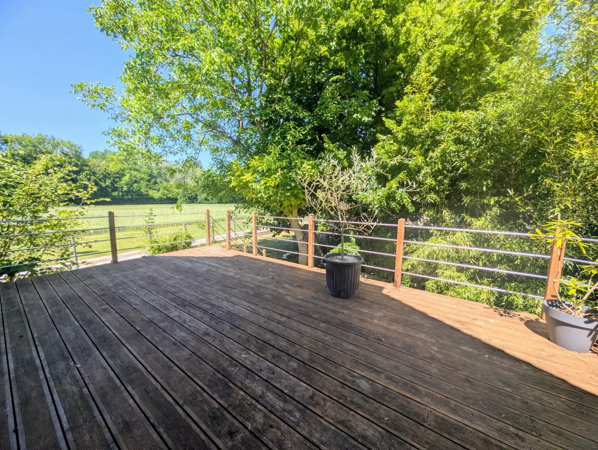 Maison familiale 4 chambres avec terrasse et chauffage géothermique à Saint Parres aux Tertres 