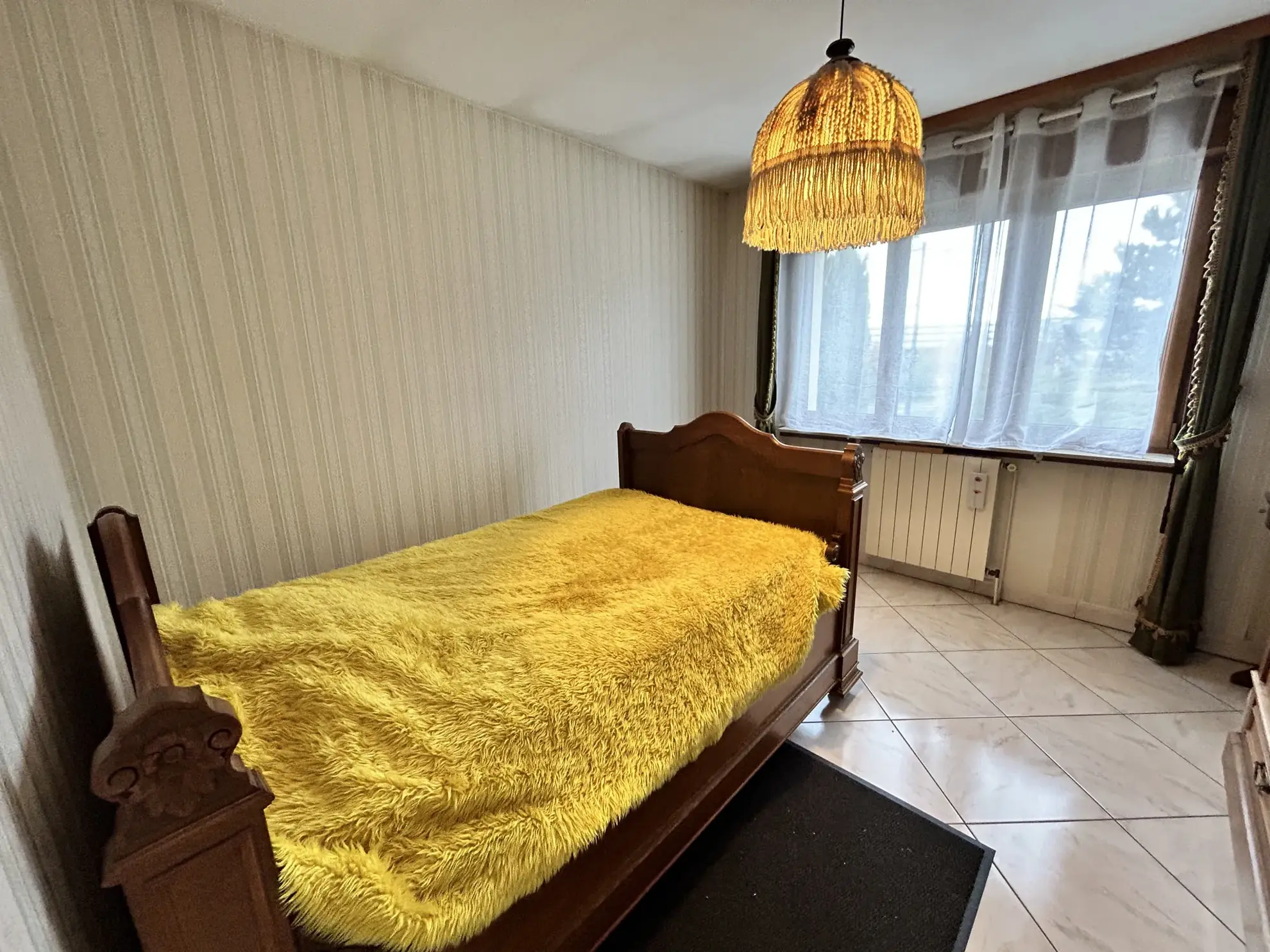 Belle maison à vendre à Augny avec grand terrain et garage, secteur calme 