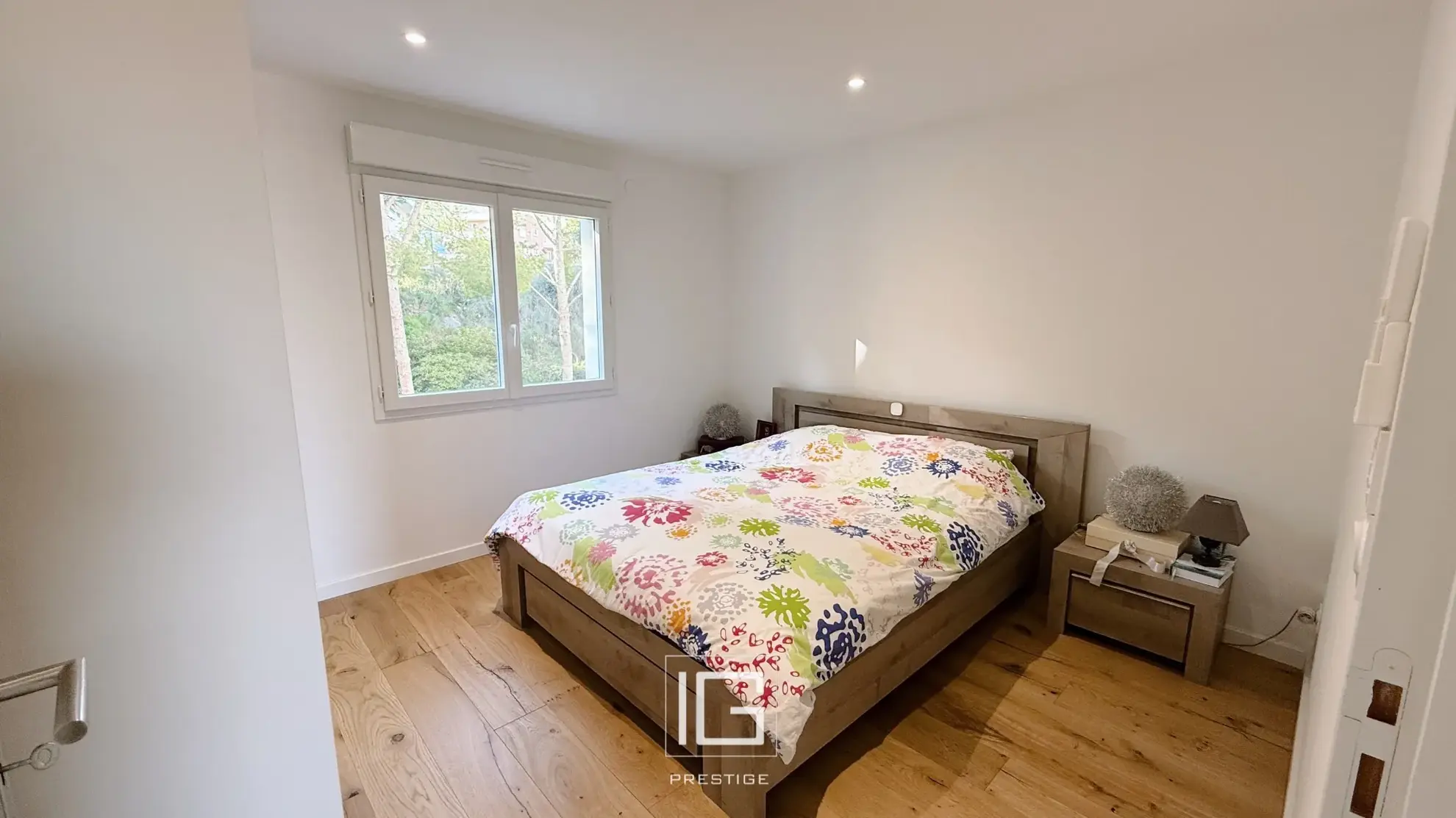 Appartement 3 pièces à Toulon avec vue mer, balcon et parking privé 