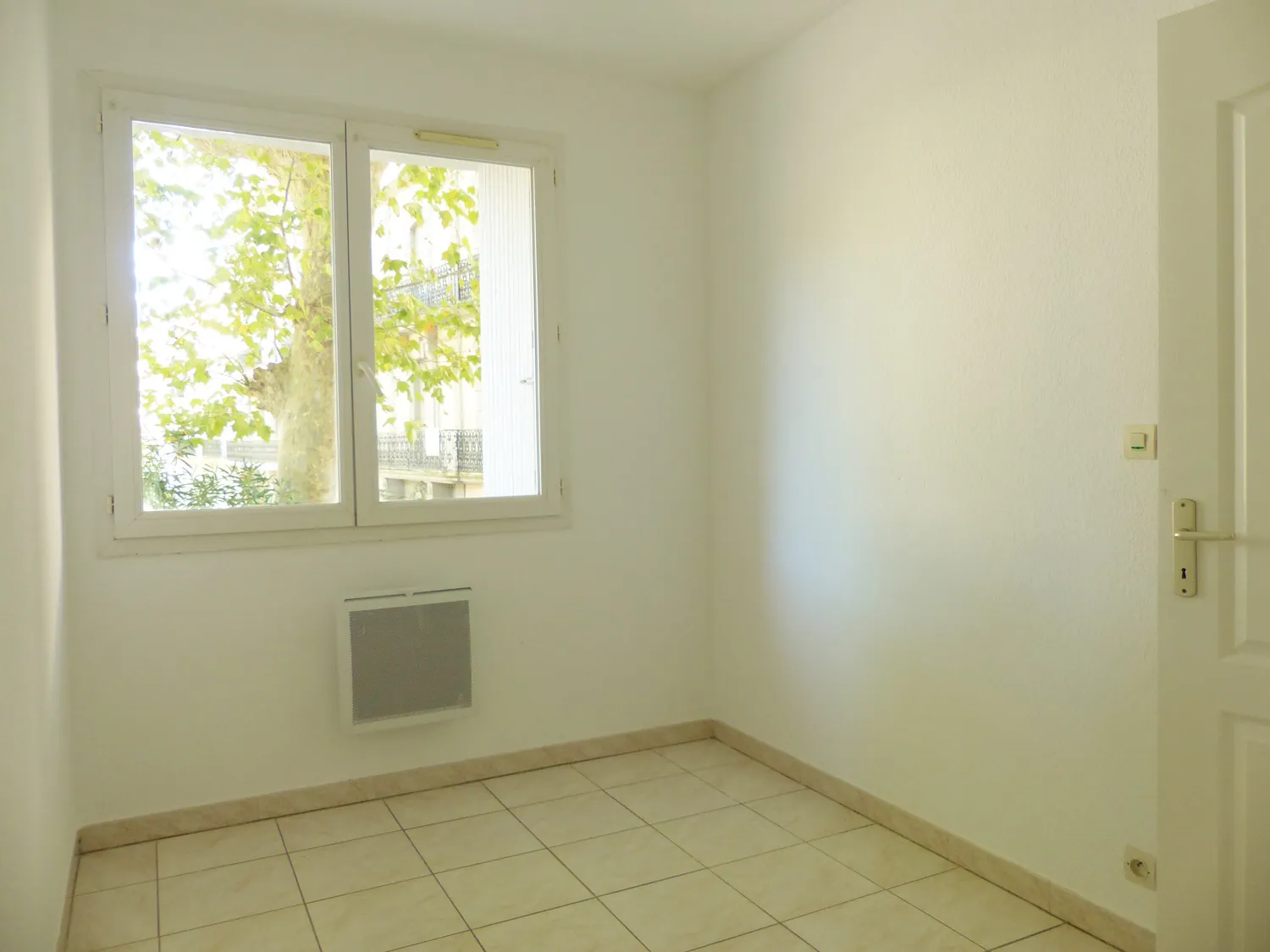 Appartement T3 rénové au centre-ville de Lamalou-les-Bains – Investissement locatif intéressant 