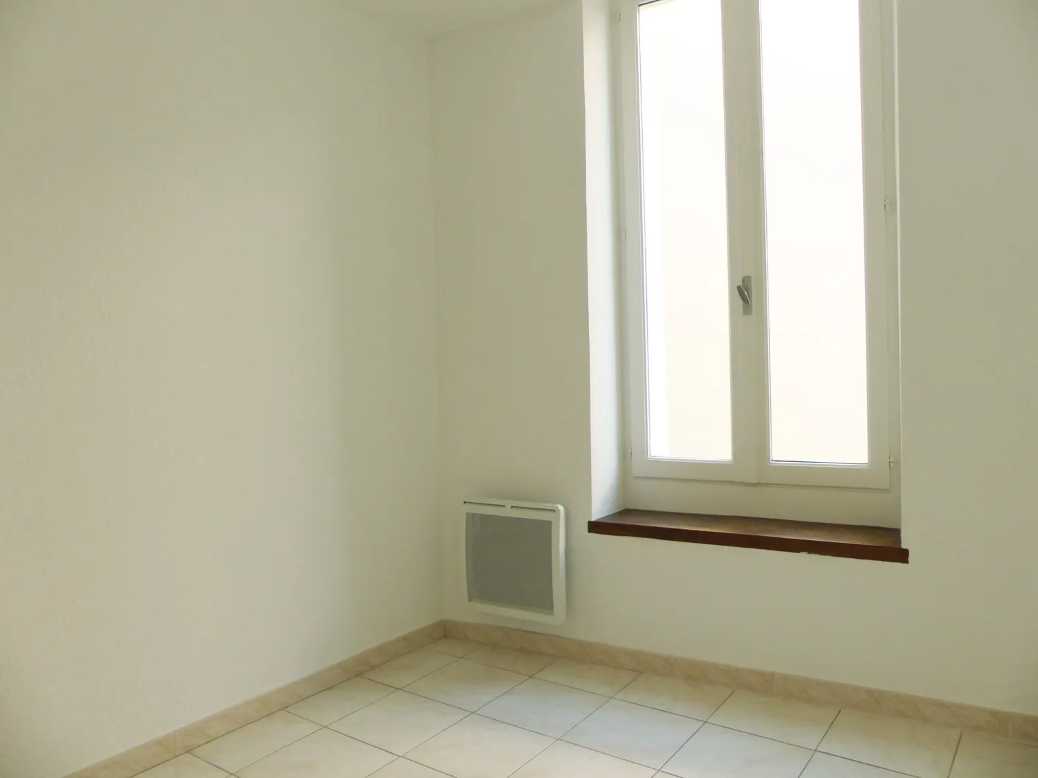 Appartement T3 rénové au centre-ville de Lamalou-les-Bains – Investissement locatif intéressant 