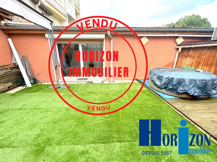 A Vendre Maison de Ville de 94 m² à Montrond-les-Bains avec Jardin