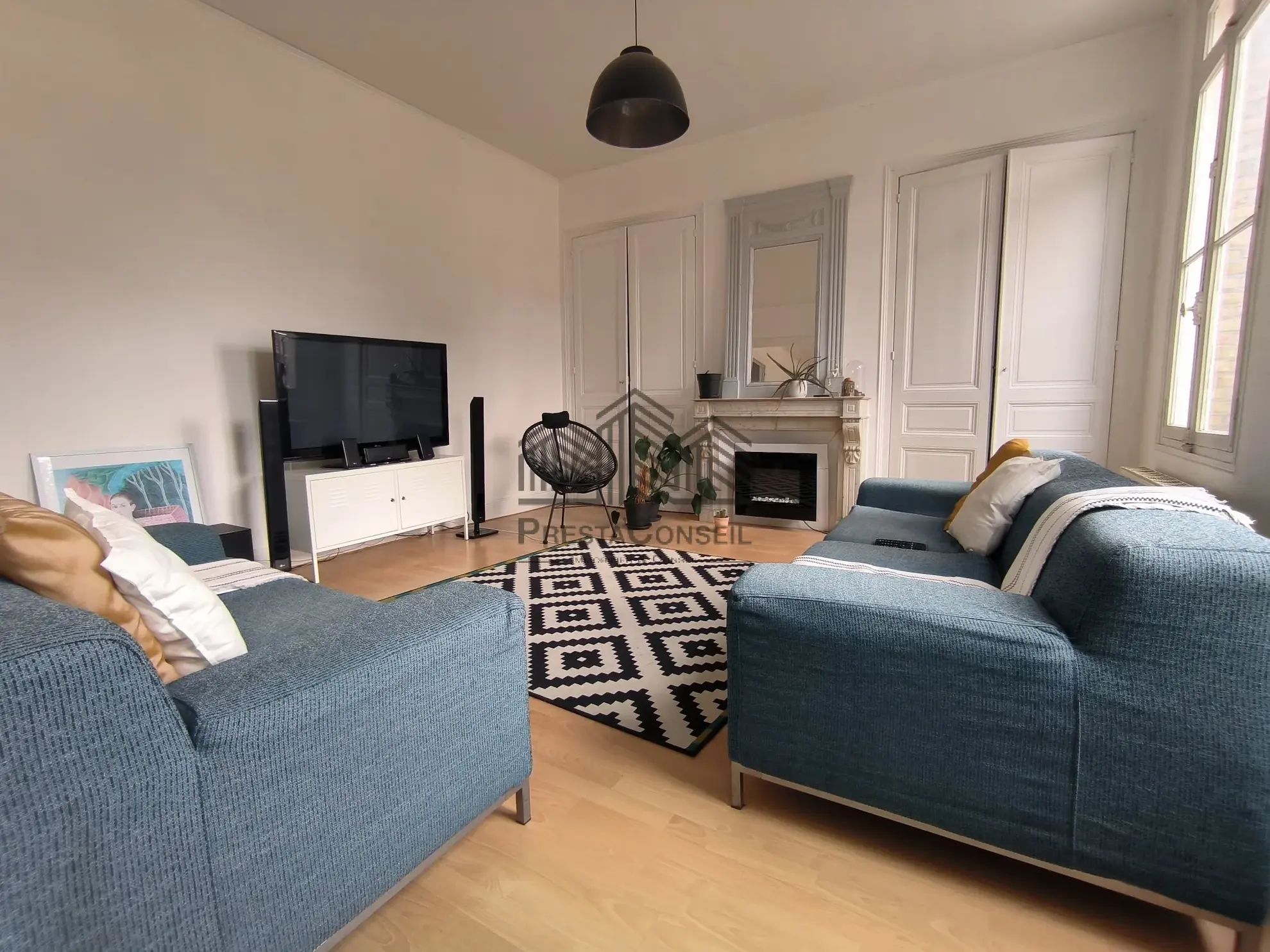 Appartement haussmannien de 91 m² en centre-ville d'Elbeuf à vendre 